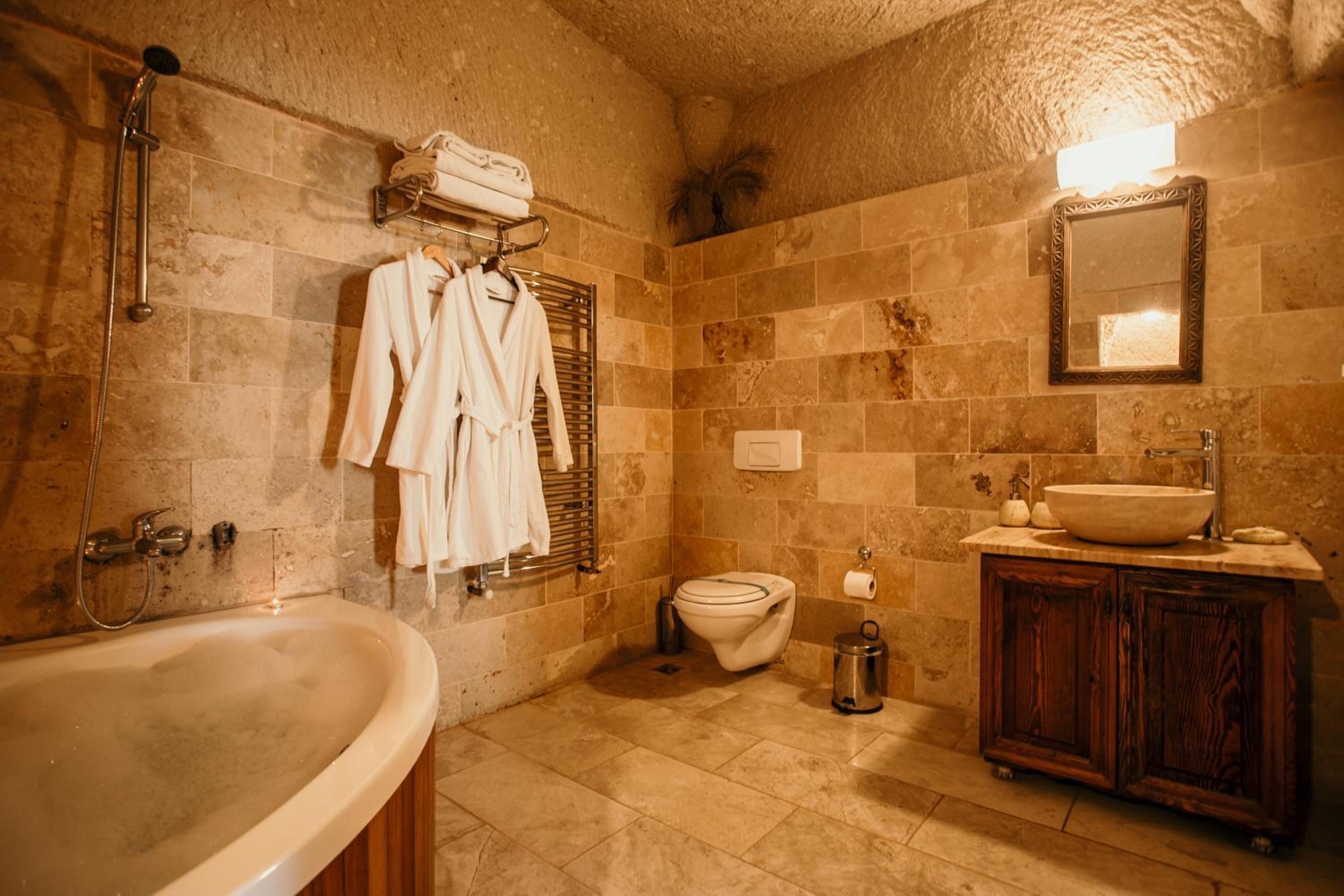 Village Cave House Hotel - Image 33