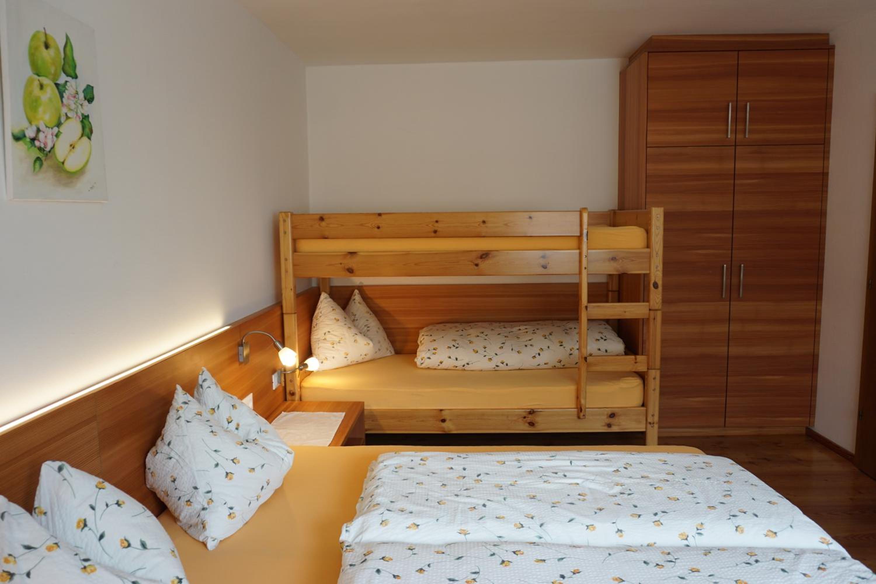 Waalhof Ferienwohnung Apfelblüte