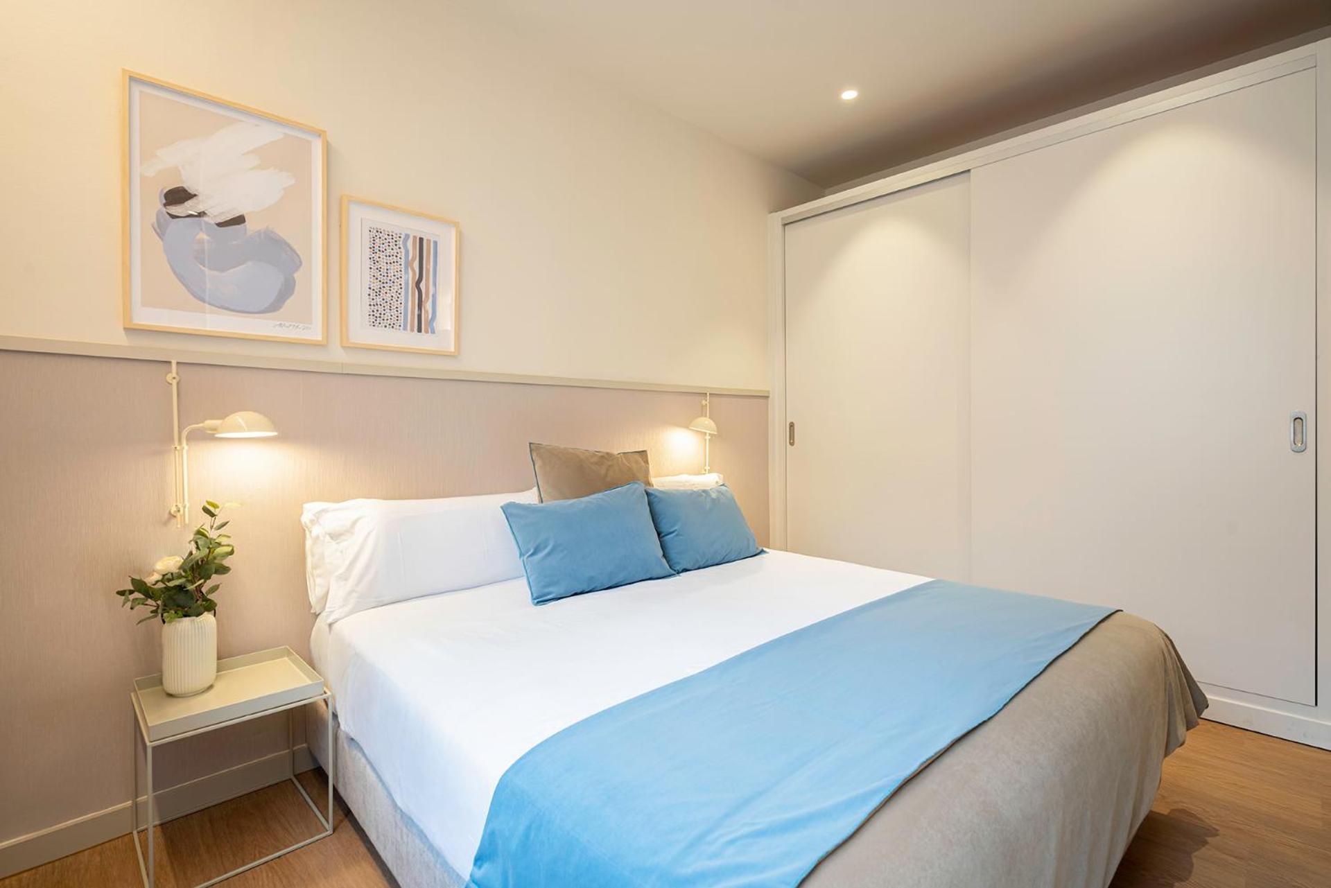Fisa Rentals Ramblas Apartments