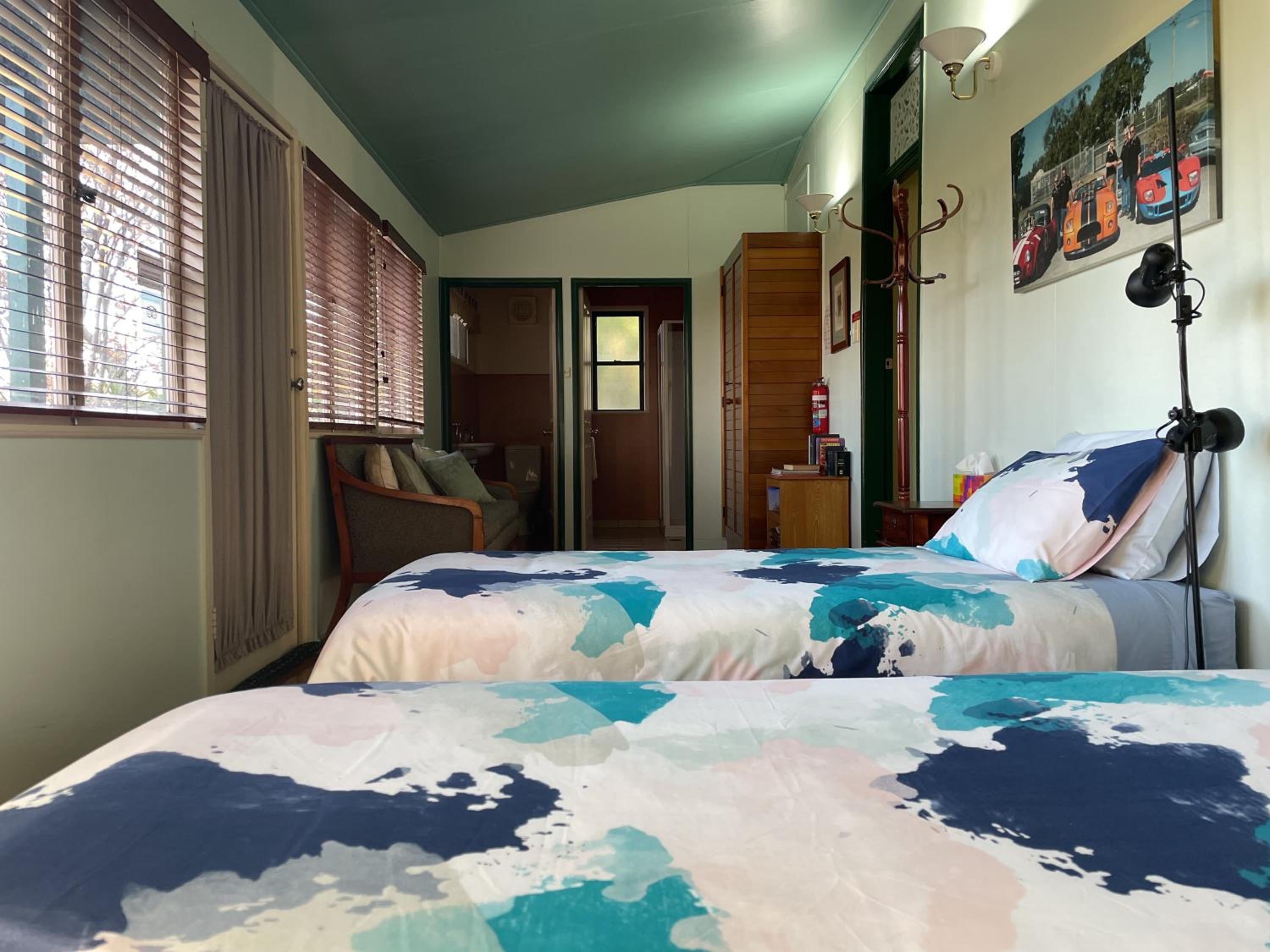 Pitstop Lodge Guesthouse B&B
