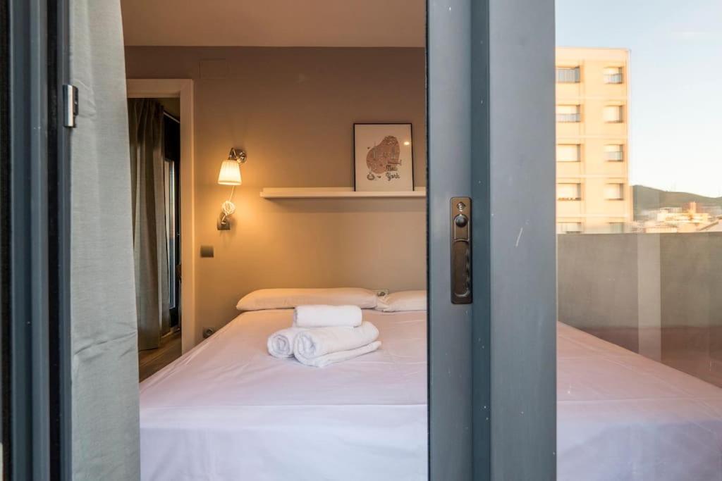 BeBarceloner Sant Andreu Apartments - 1 bedroom with terrace