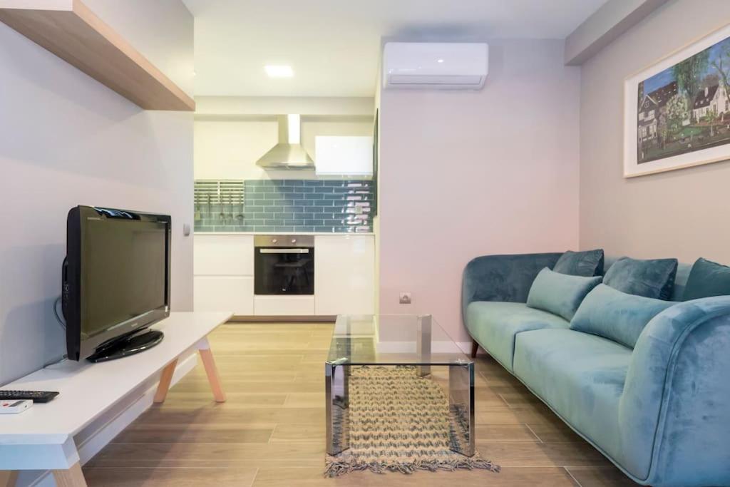 BeBarceloner Sant Andreu Apartments - 1 bedroom with terrace