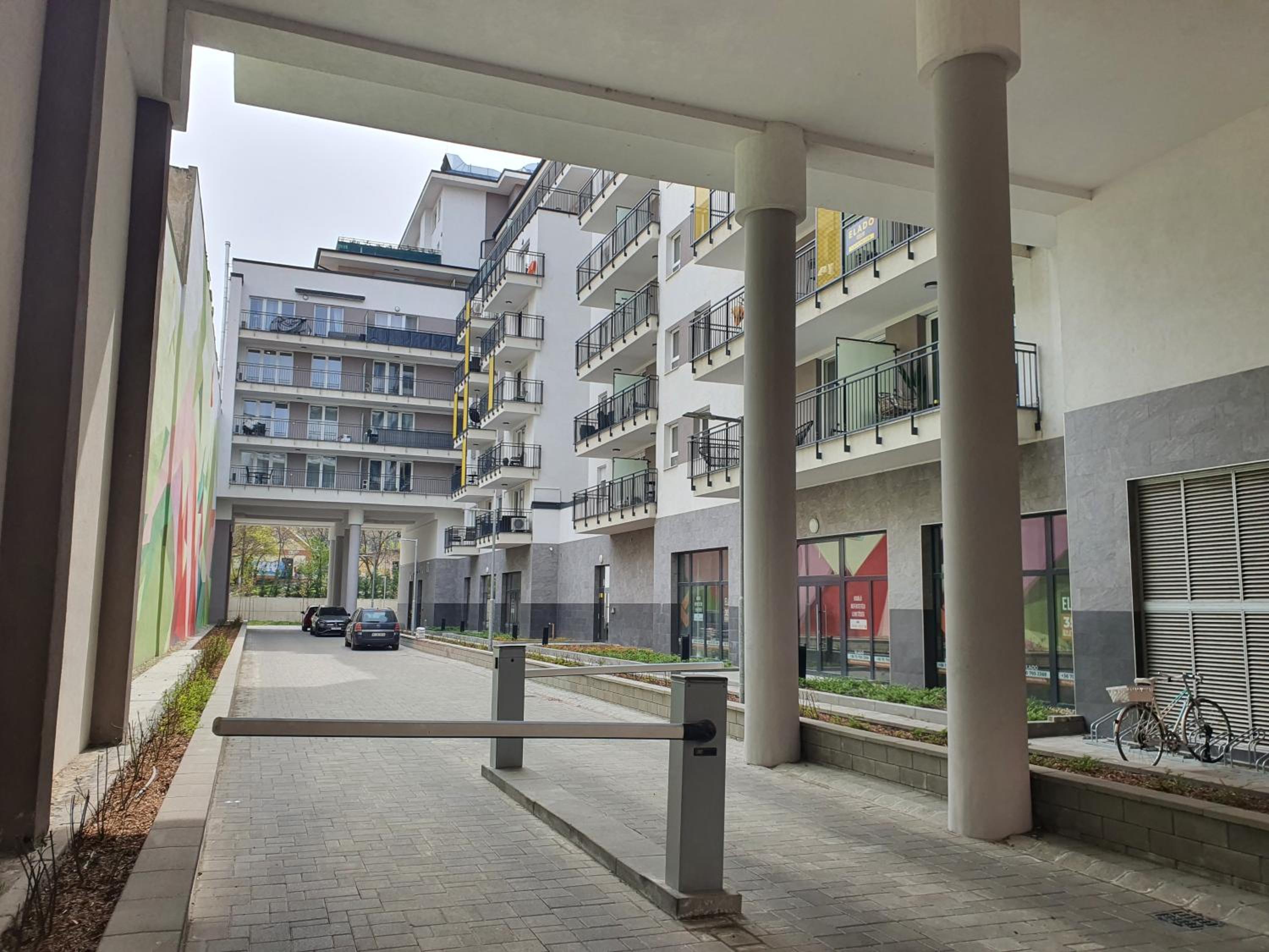 Park West Apartment - Free Parking