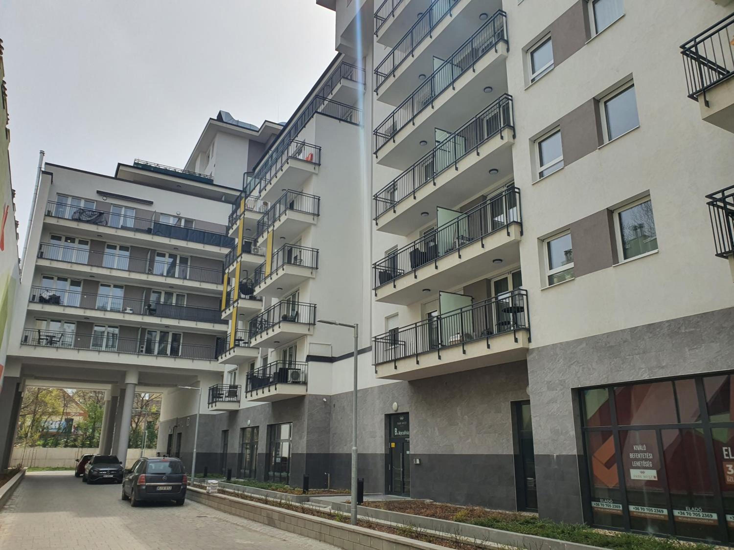 Park West Apartment - Free Parking