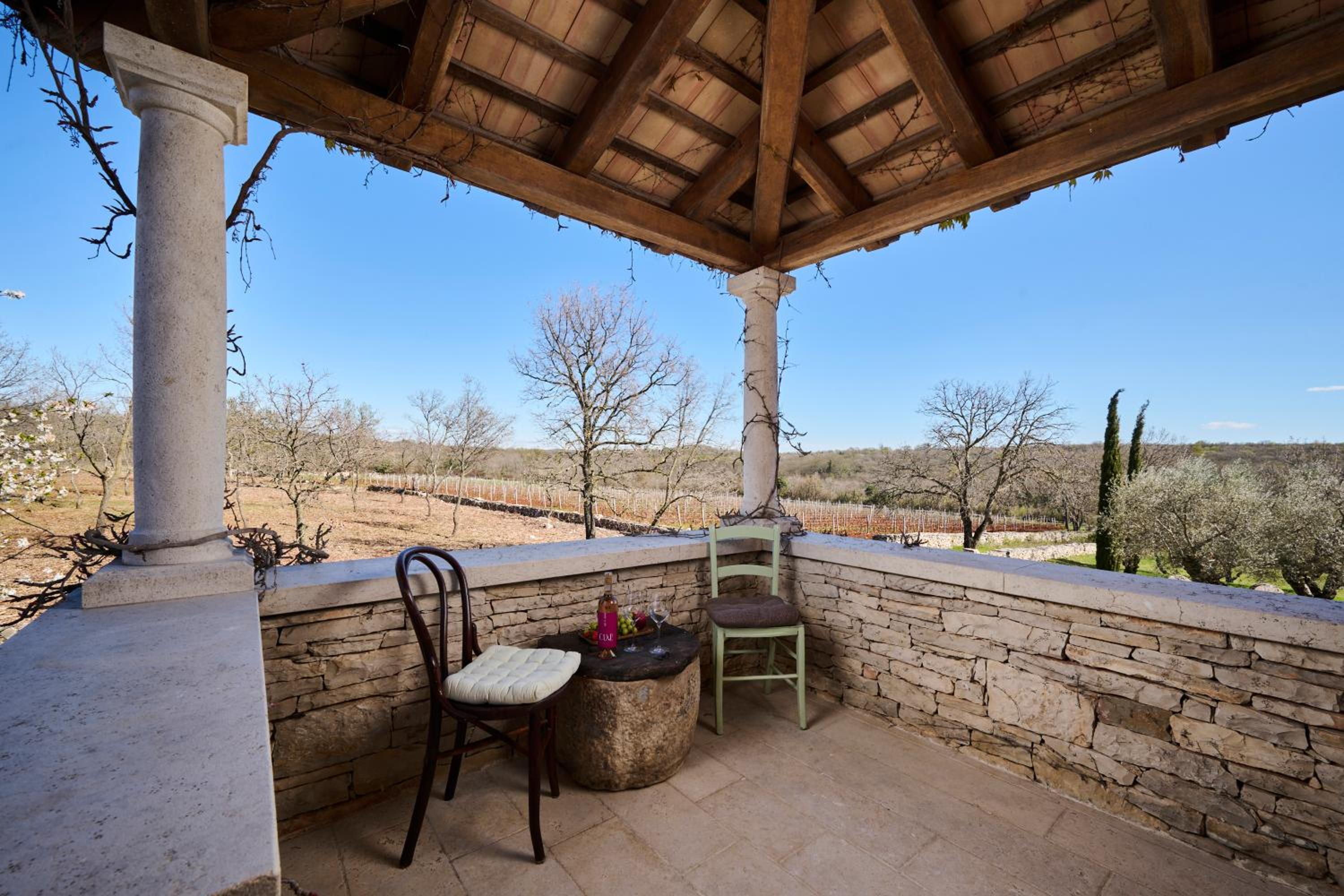 Winery Cuj Bed & Breakfast view 2