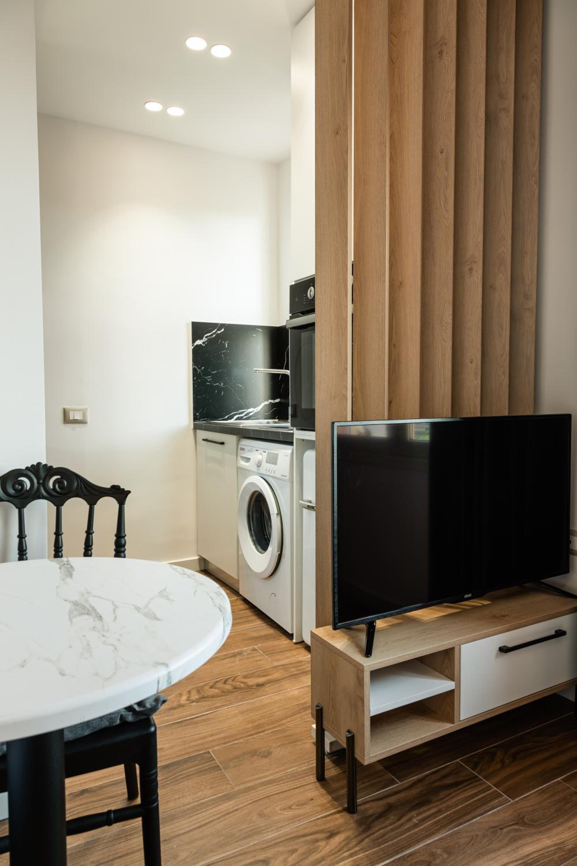 Cozy and Chic Studio Apartment