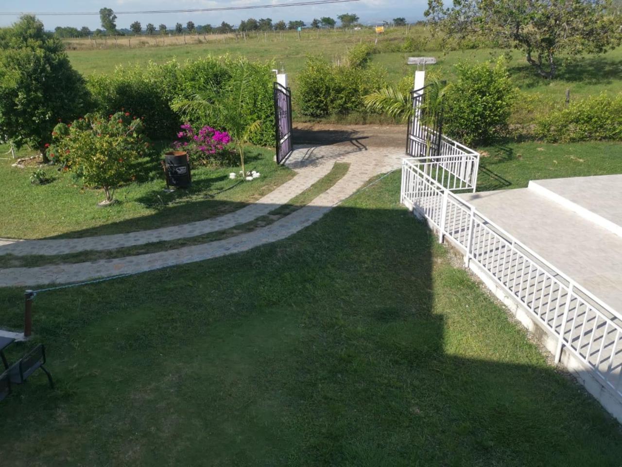 QUINTA RANCHO SANTIAGO CAMPESTRE capacidad 50 huéspedes