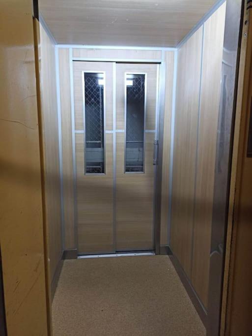 Trendy 2 Room Flat near Corvin Mall with Garage view 2