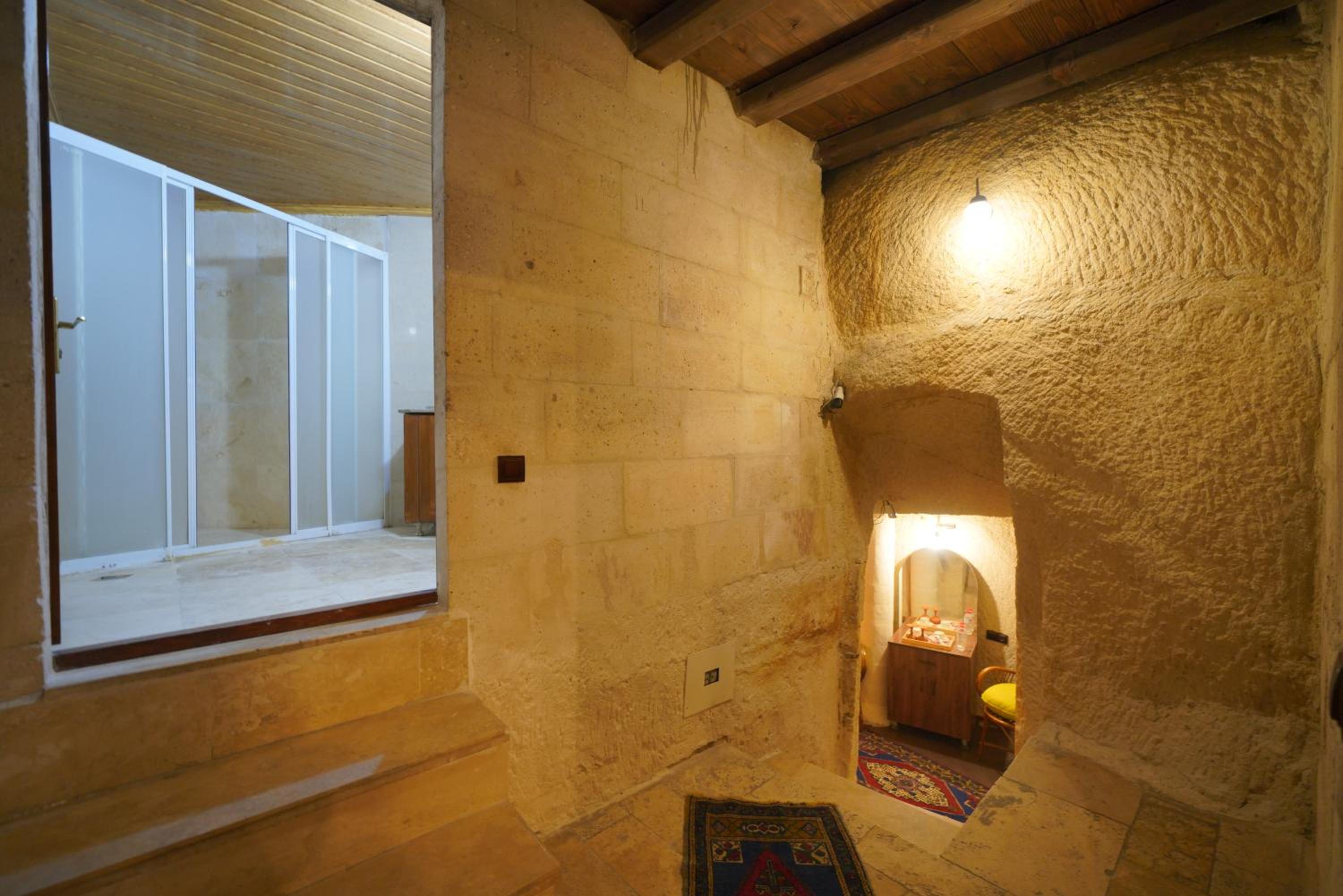 View Cave Hotel - Image 262