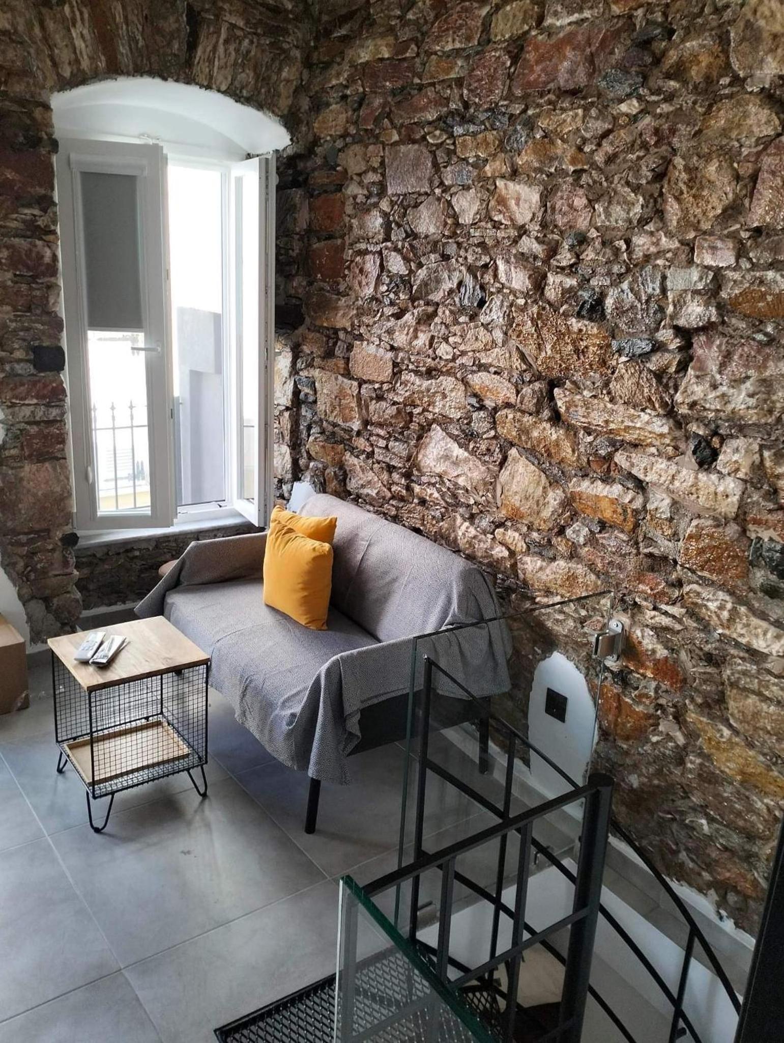 Stones By Syros Bnb
