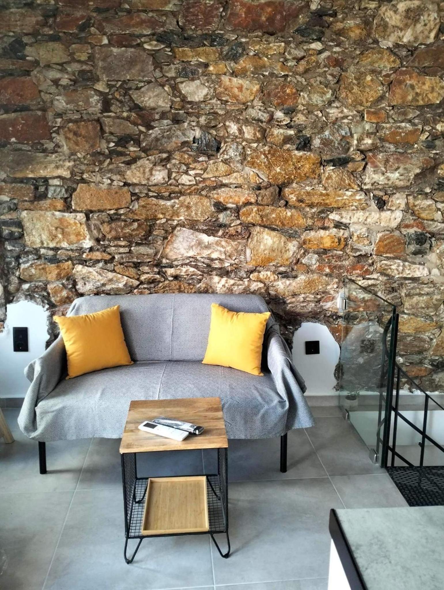 Stones By Syros Bnb