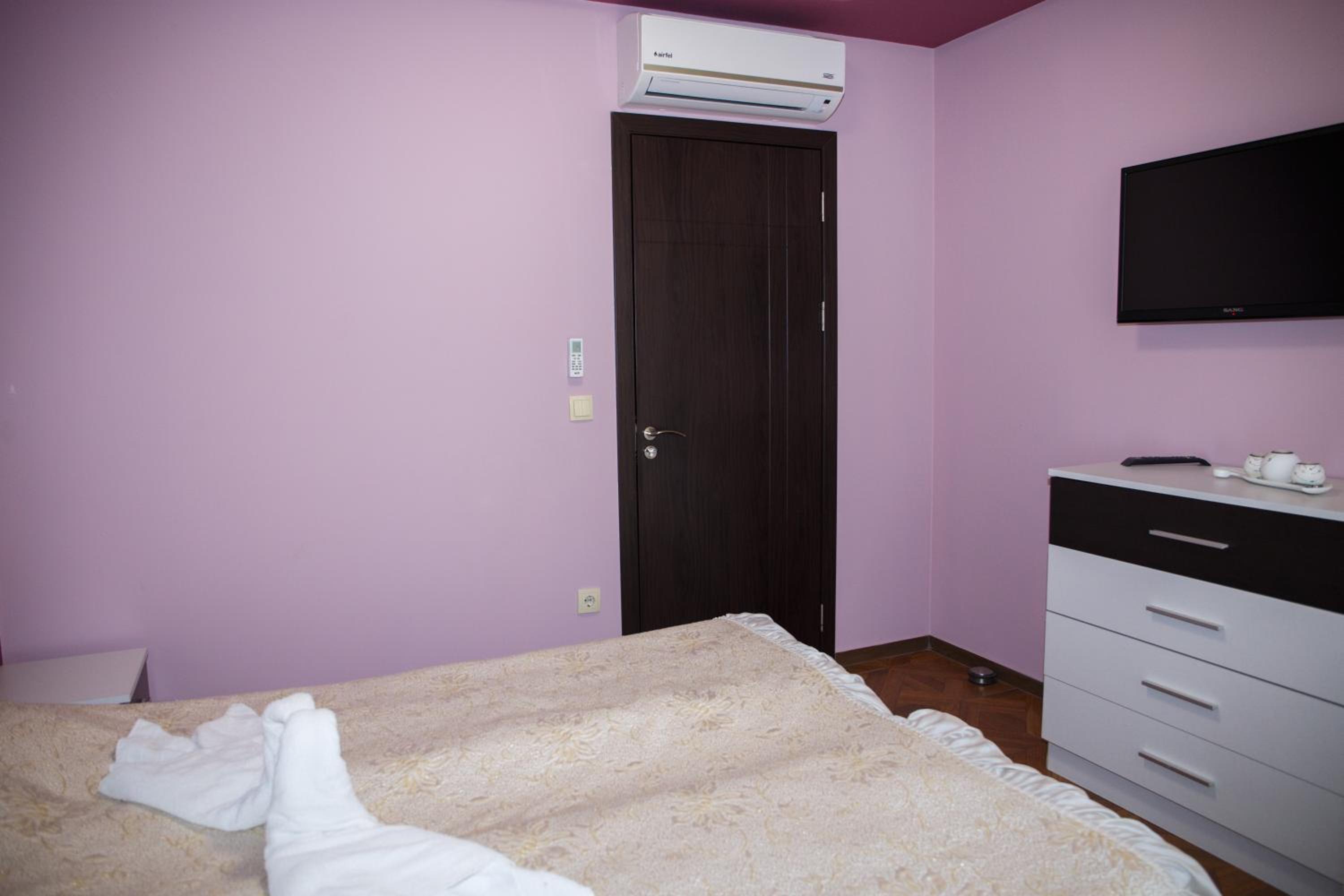 Apartment Ira