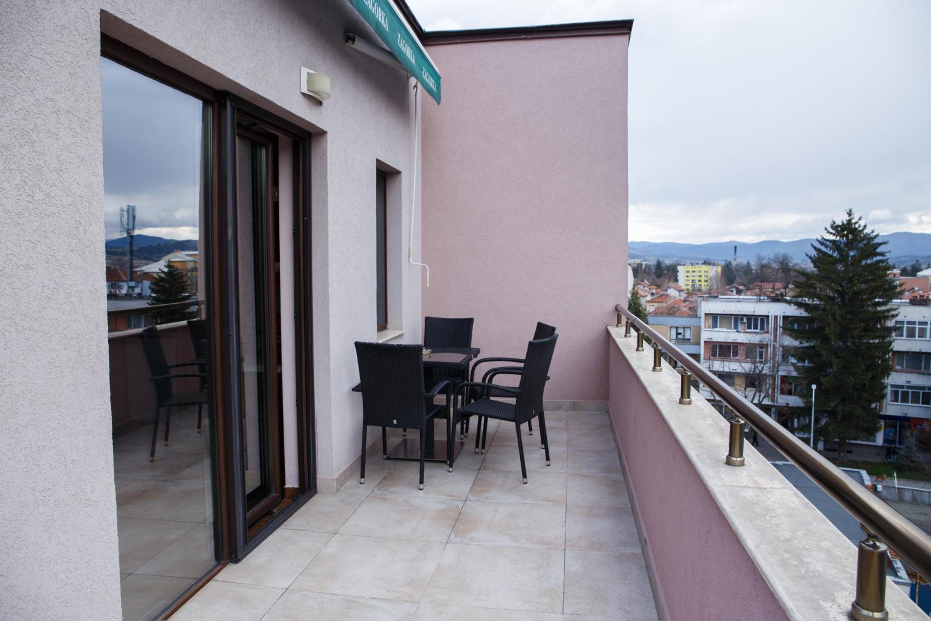 Apartment Ira