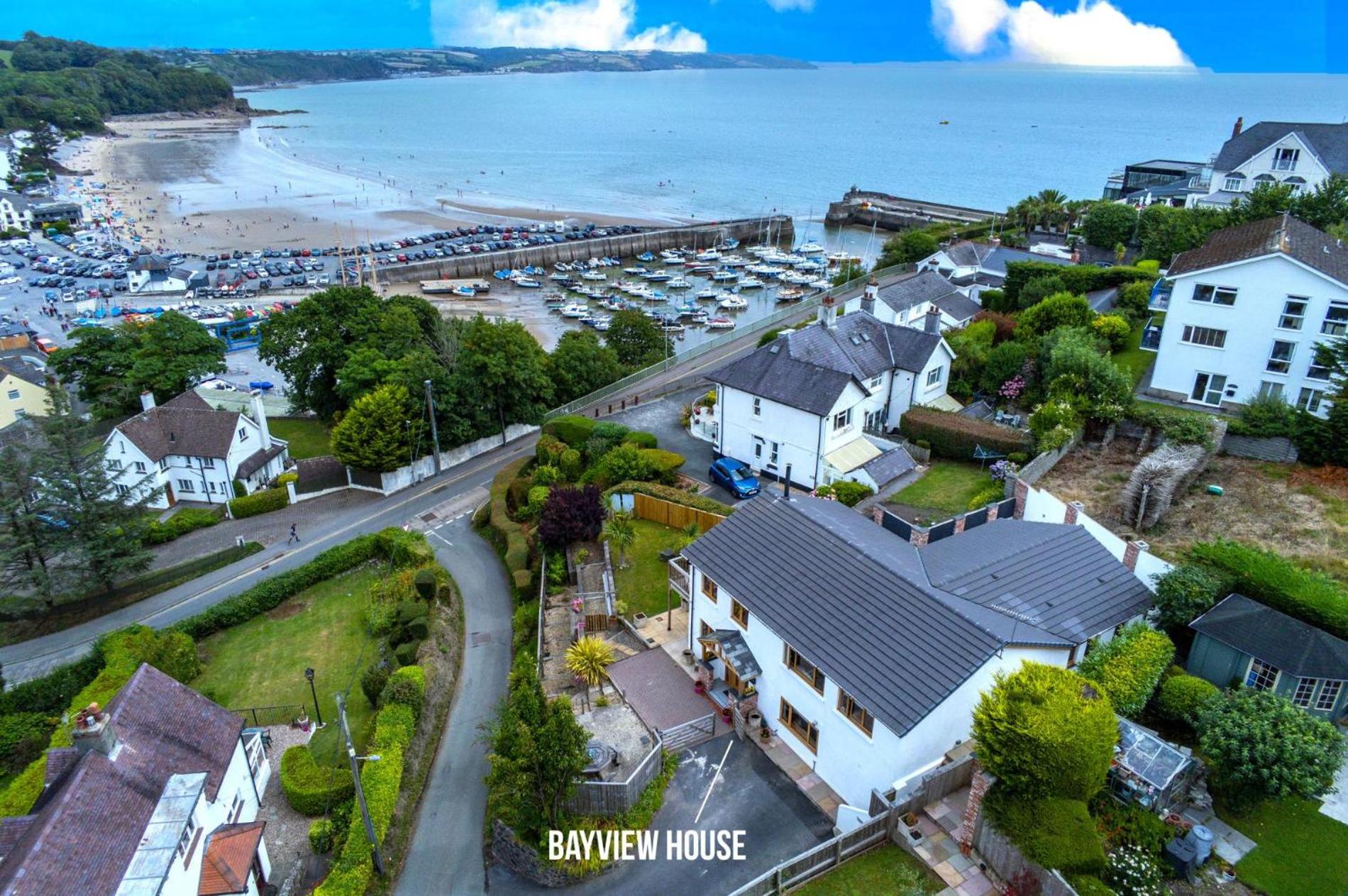 Bayview House - 4 Bedroom Luxurious Holiday Home - Saundersfoot view 2