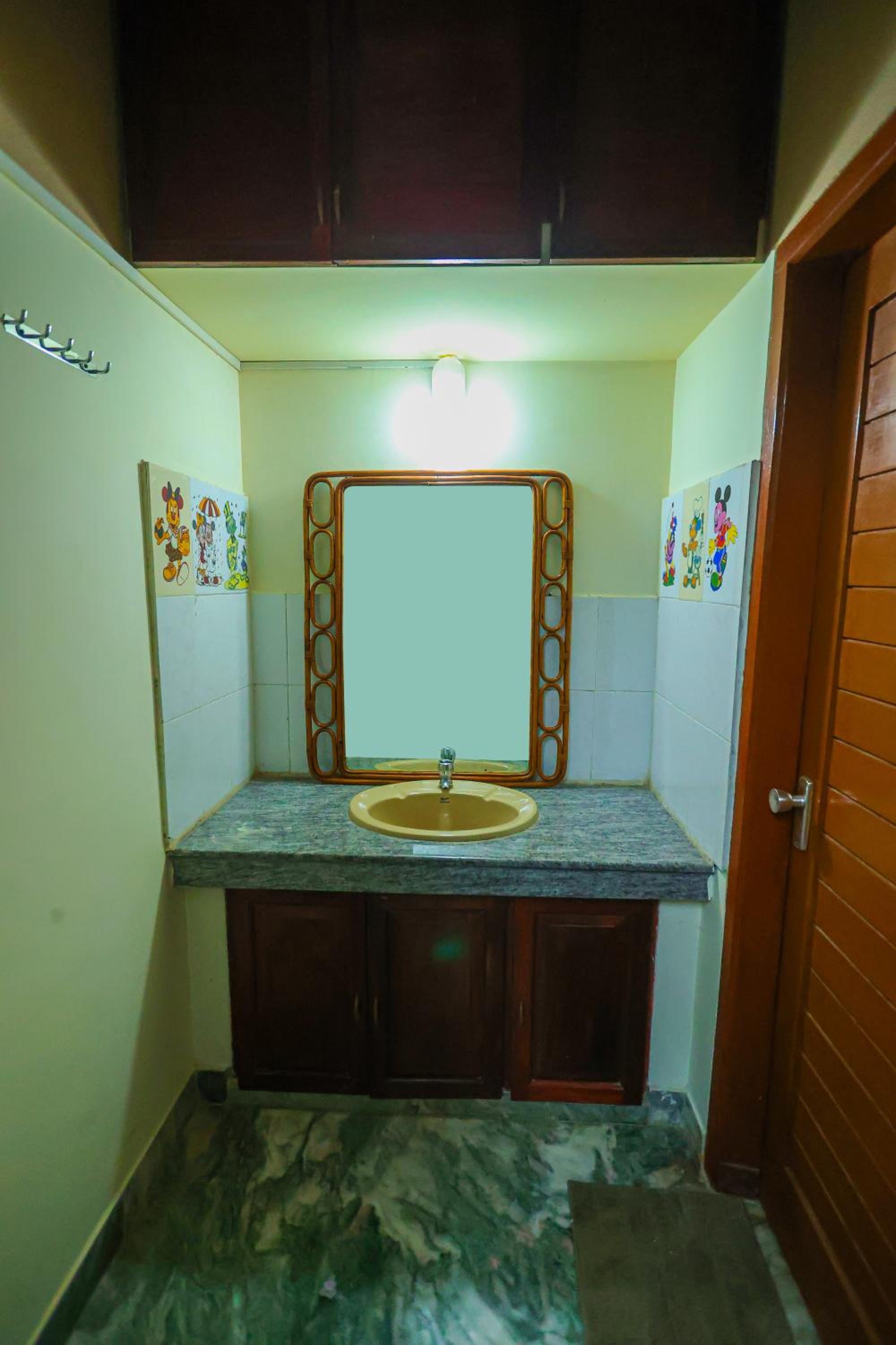 NALINAM HOMESTAY