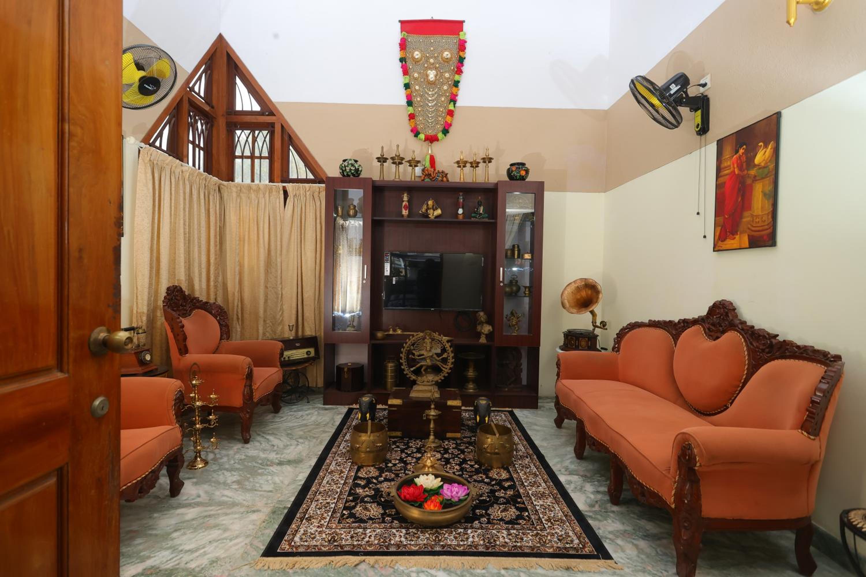 NALINAM HOMESTAY