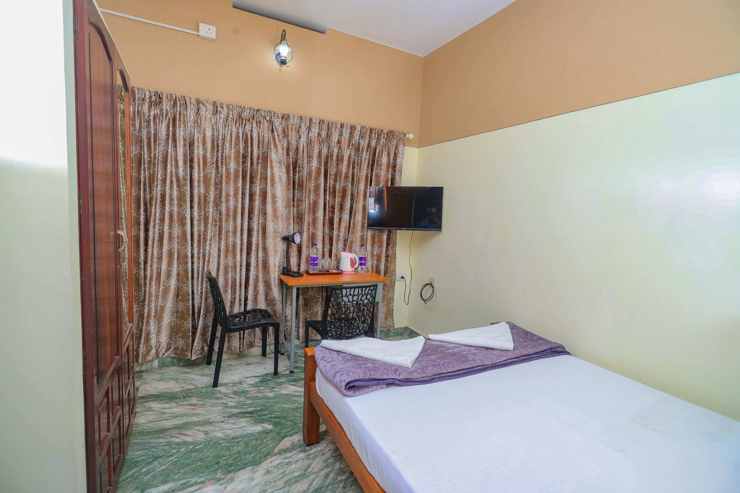 NALINAM HOMESTAY