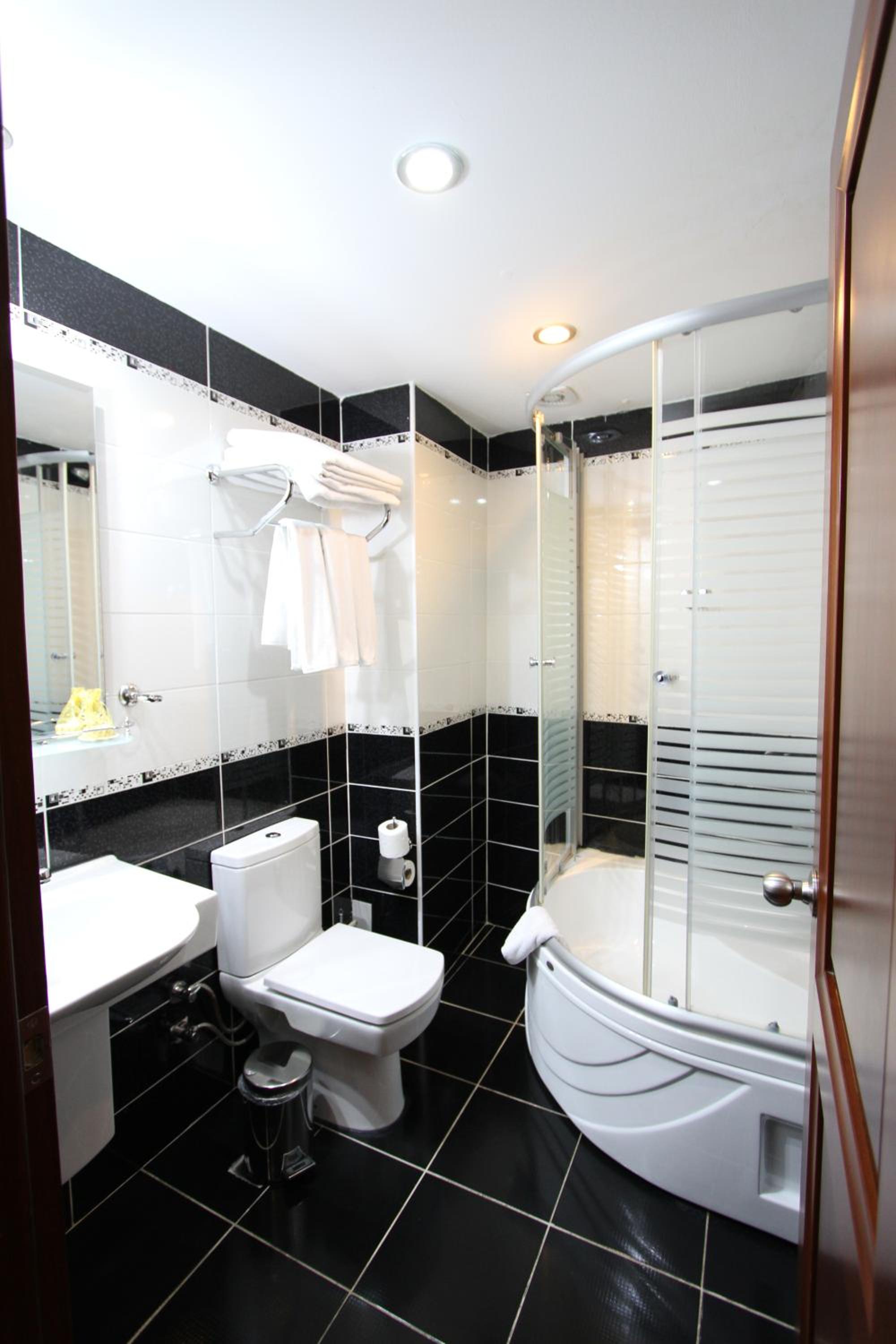 Basileus Hotel - Image 12