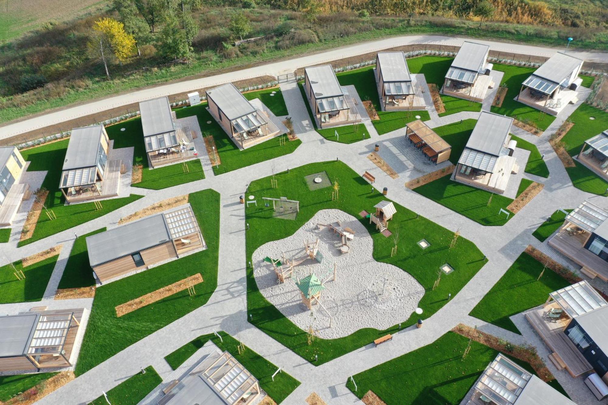 Sonnenthermen Chalets Sonnentherme inklusive - auch am An- & Abreisetag! view 5