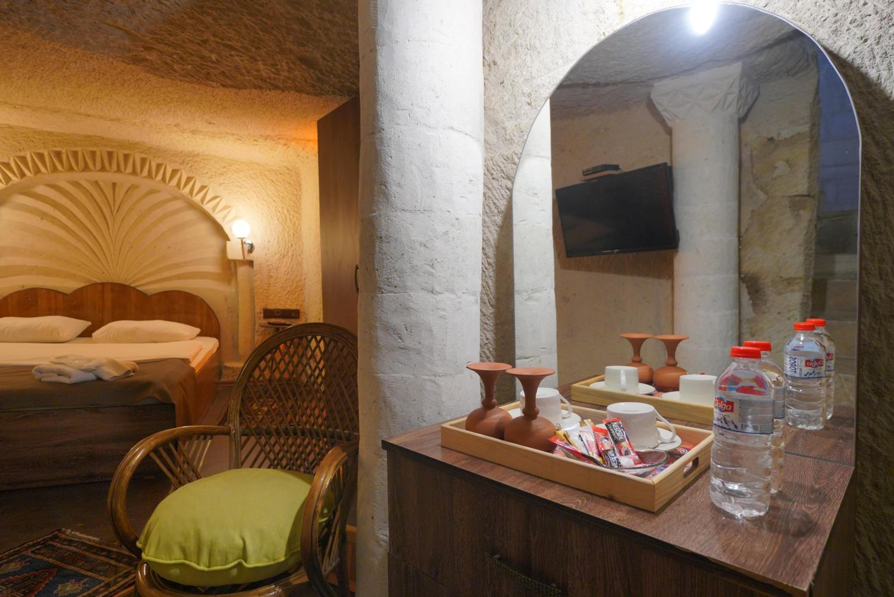 View Cave Hotel - Image 204