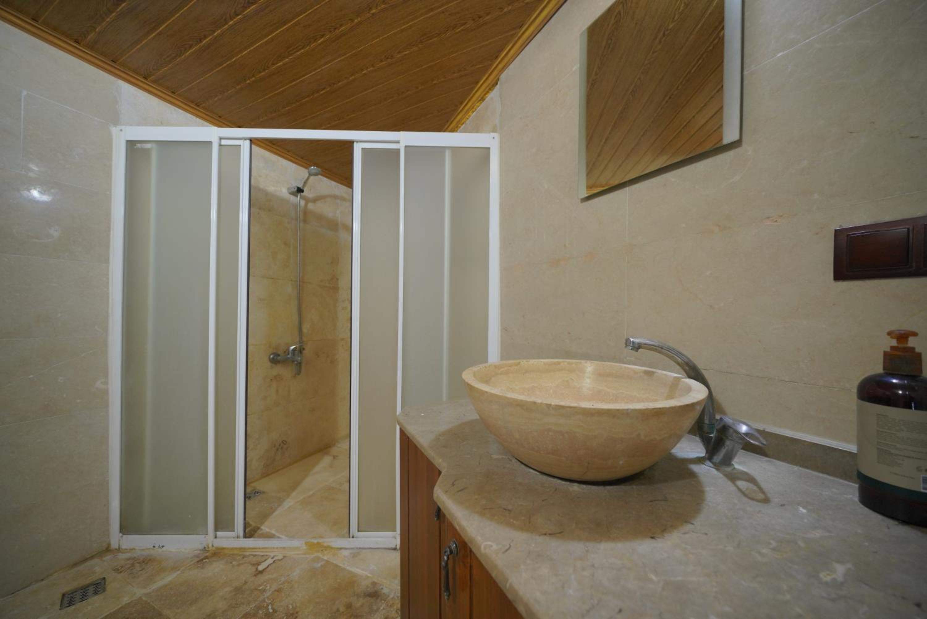 View Cave Hotel - Image 207