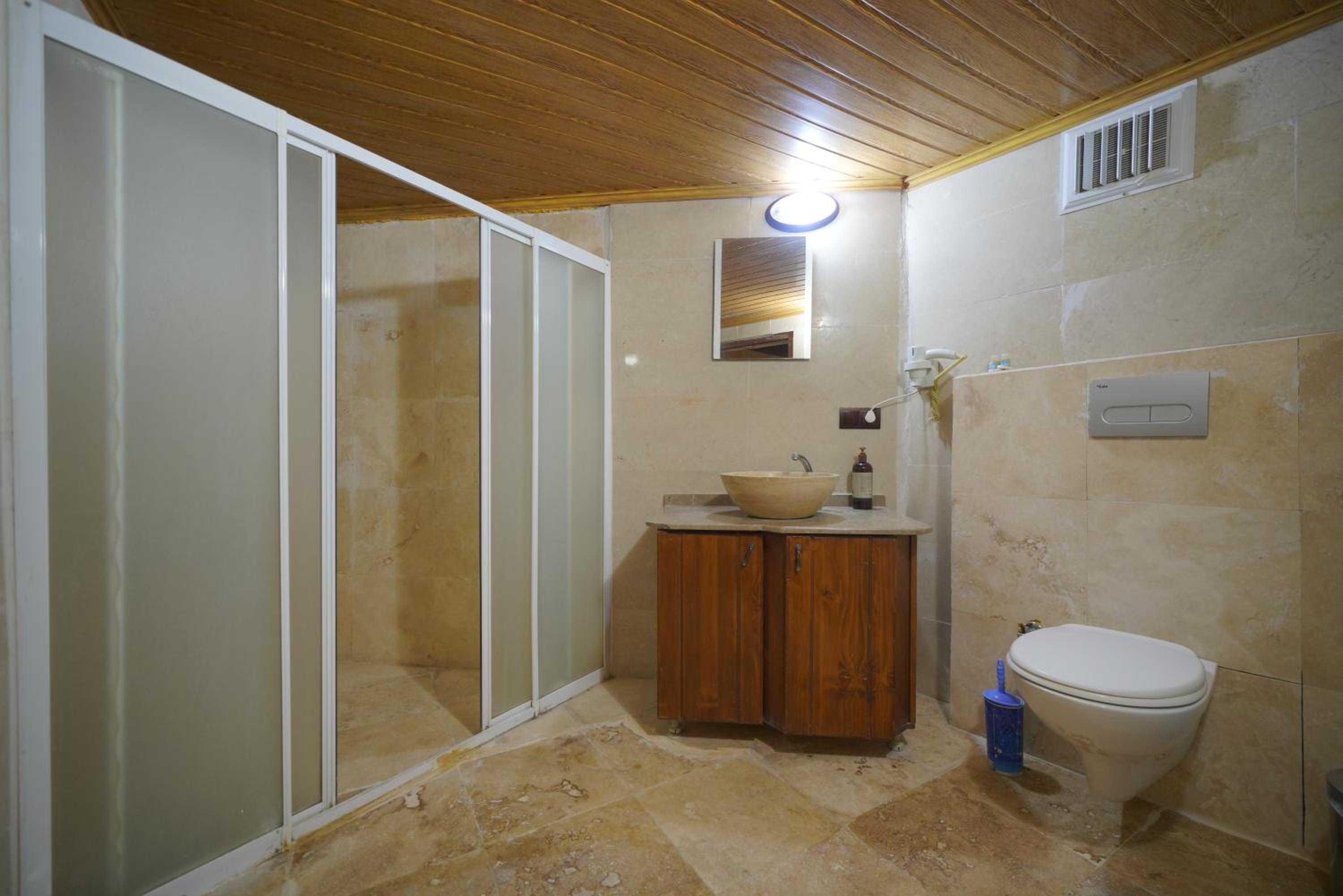 View Cave Hotel - Image 217