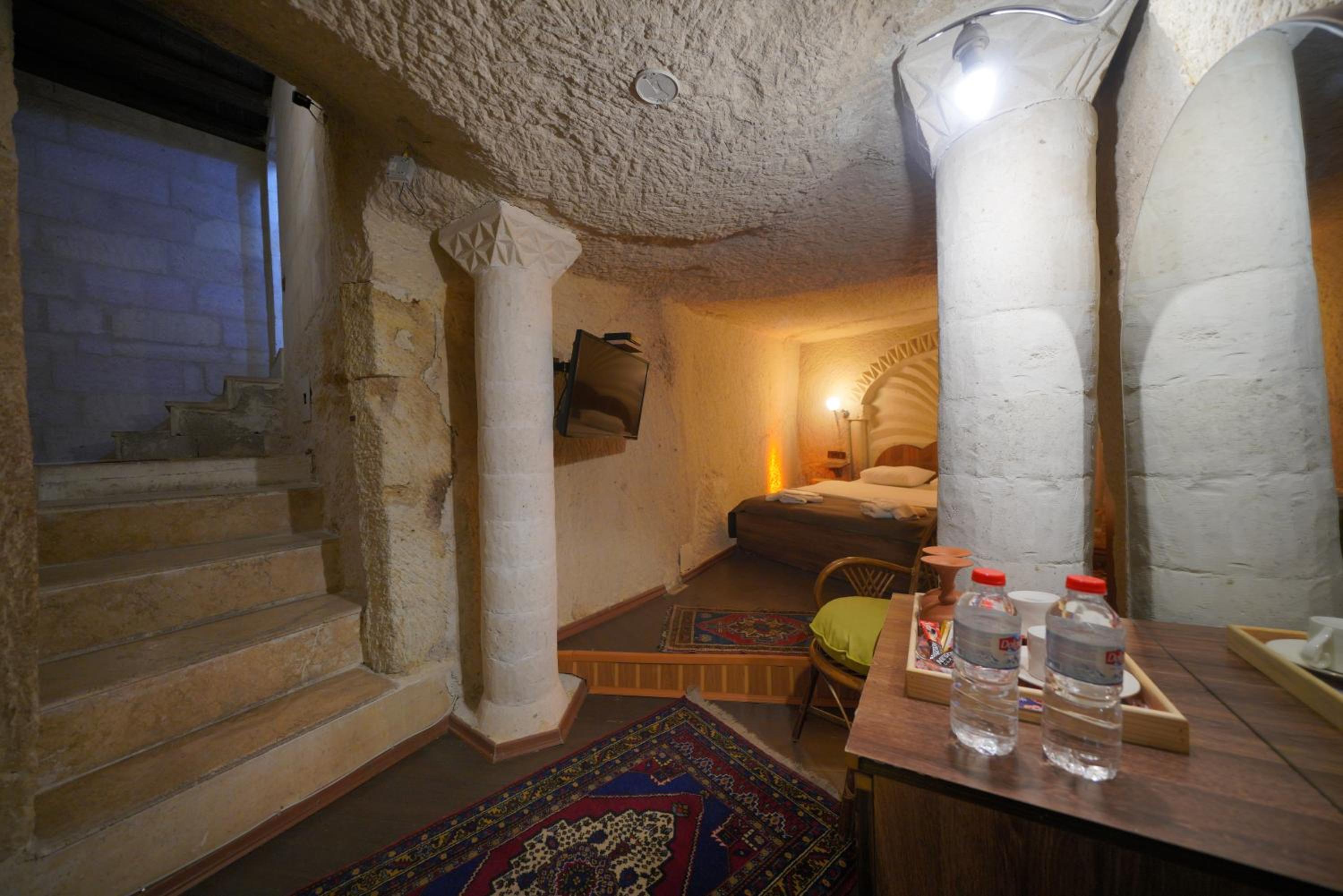 View Cave Hotel - Image 82