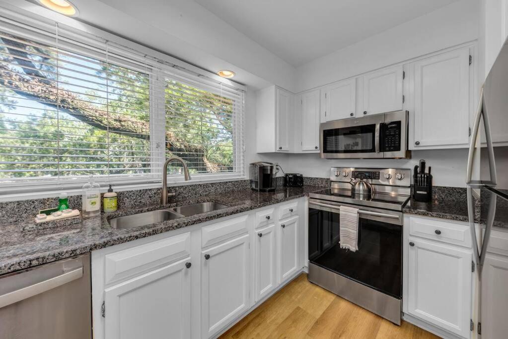 Seagrove Villa 5B - Oceanside Villa in the Trees view 5
