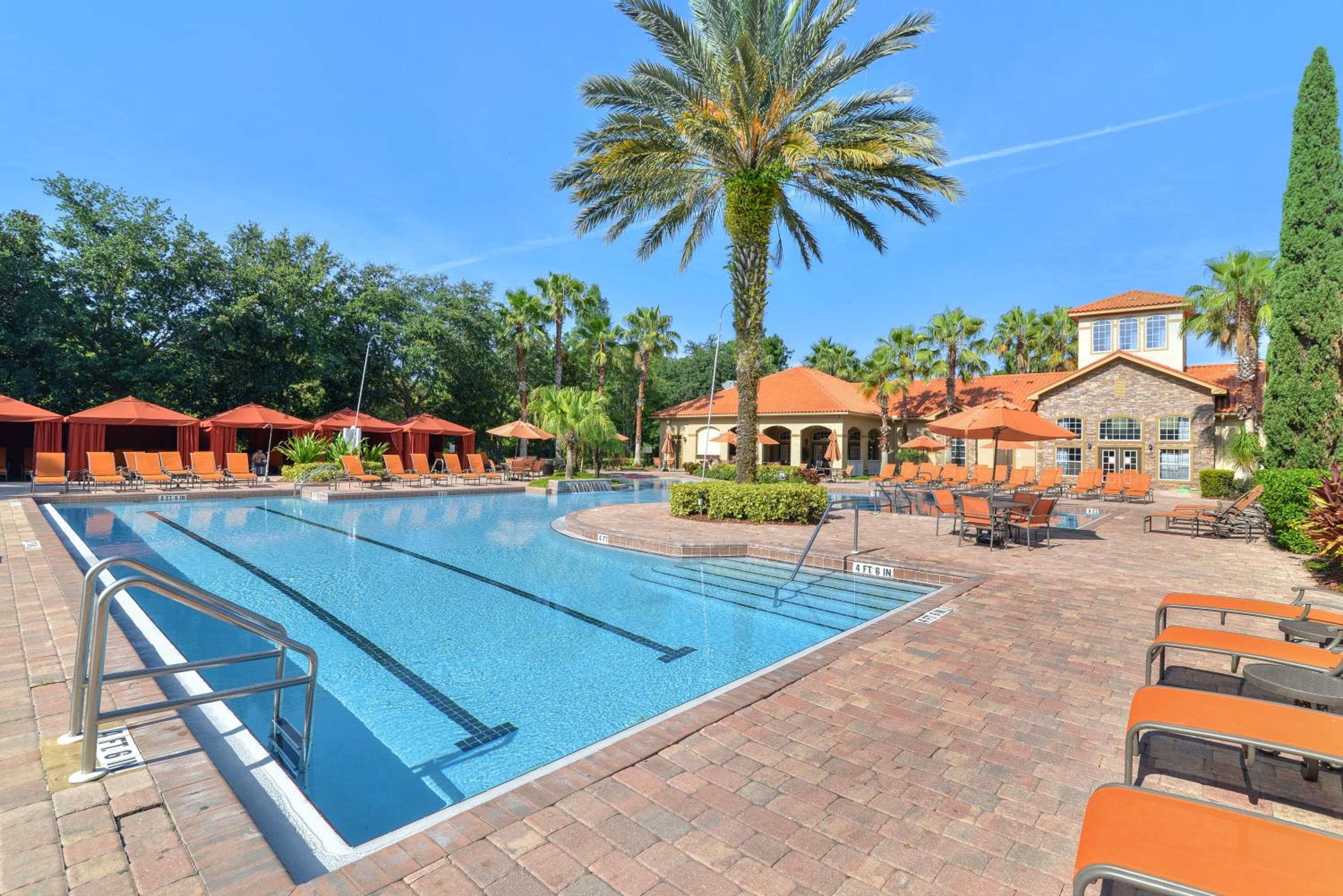 Near Disney w/ pool-3BR/2BA-Spacious & Cozy Condo view 4