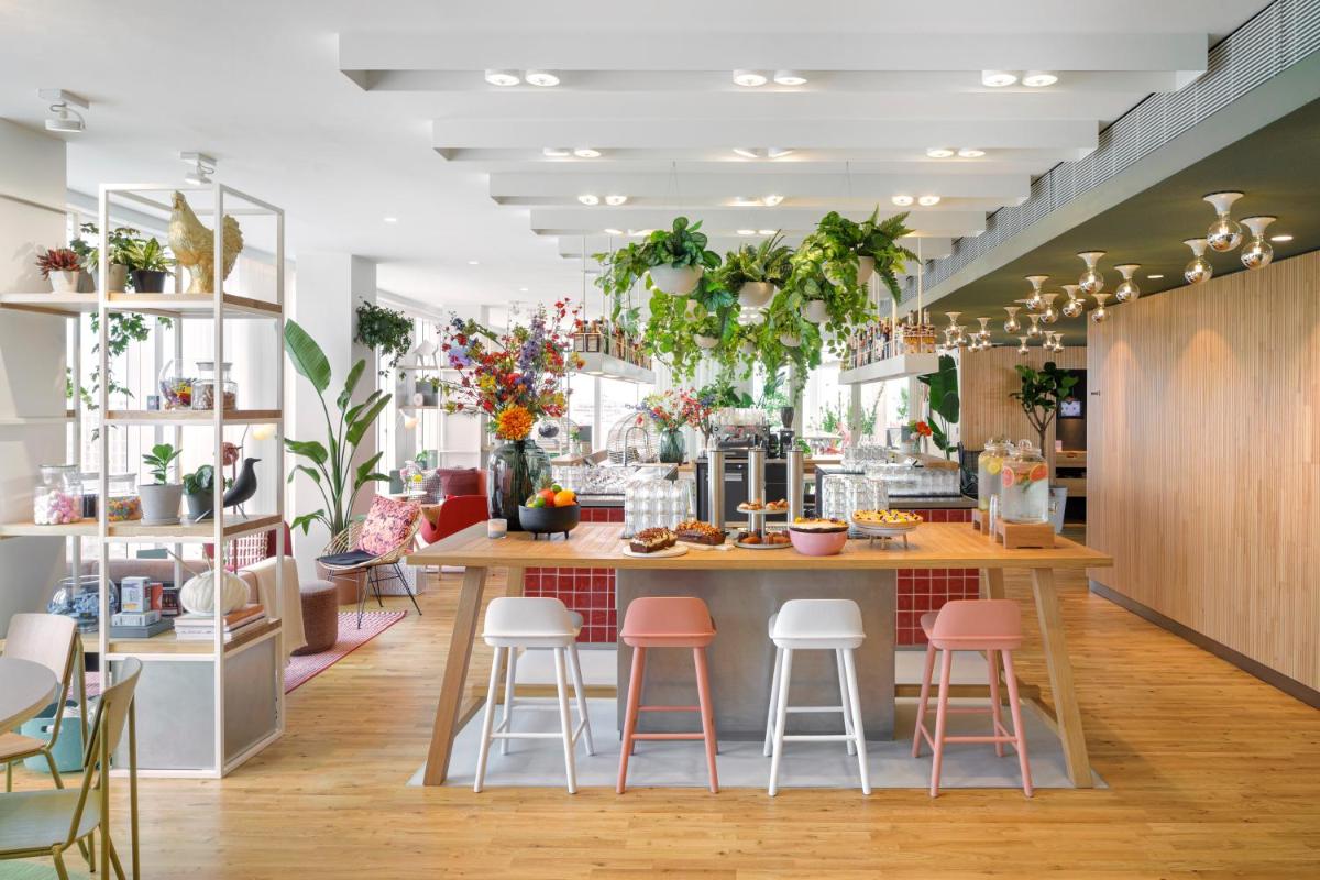 Zoku Paris 11