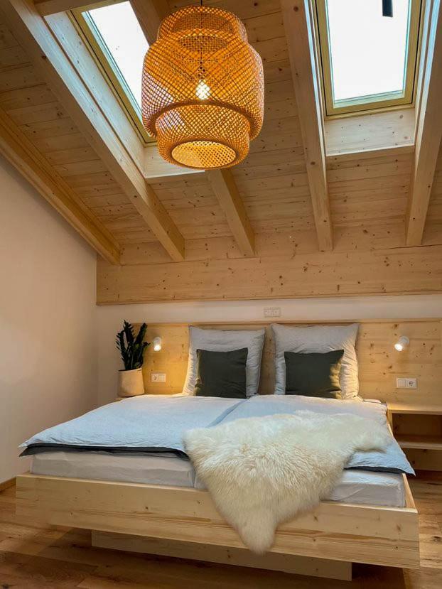 Bayerwald Chalet Kaitersberg mit Sauna, Sonnenterrasse und Garten