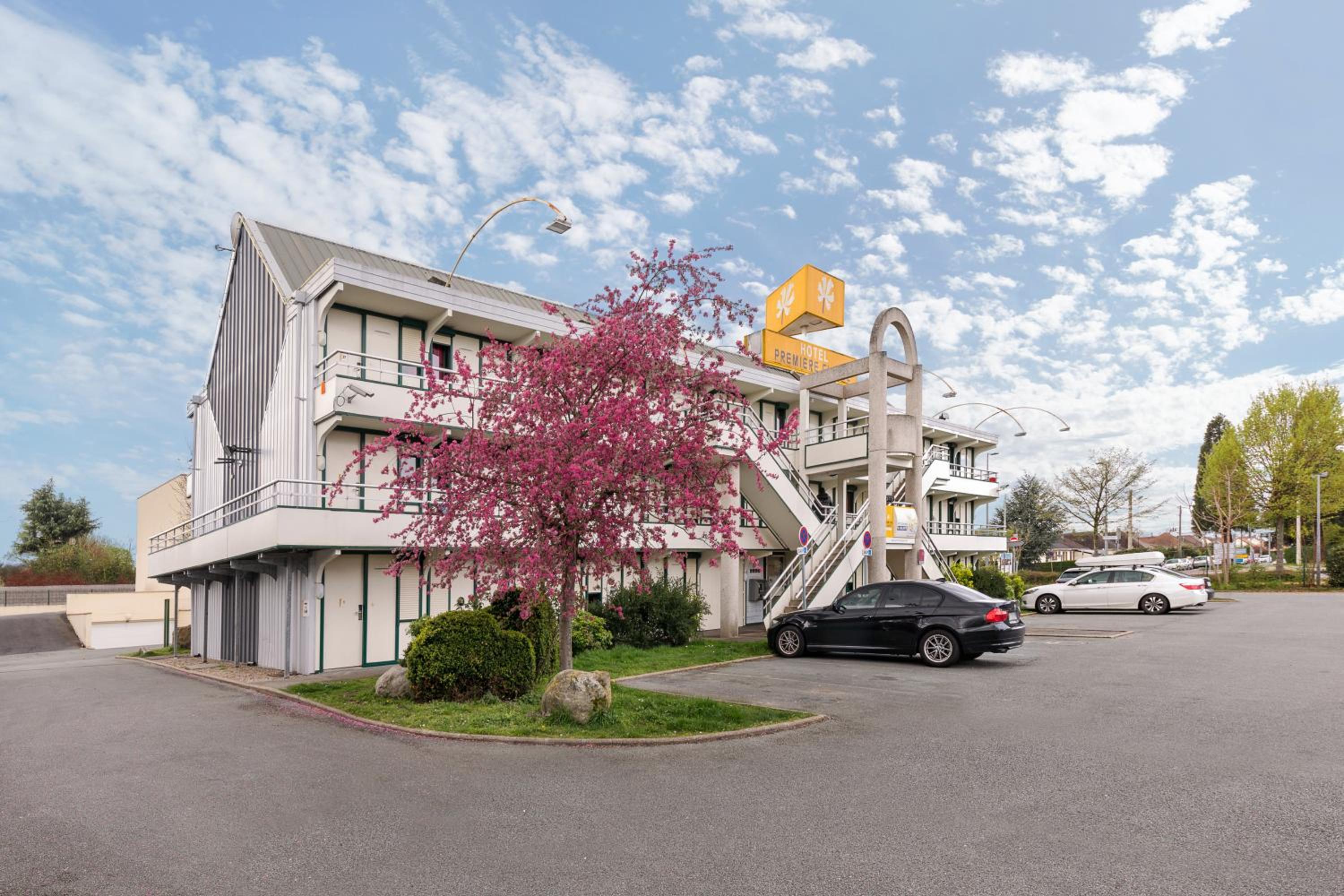 Saint-Etienne-du-Rouvray Vacations - Premiere Classe Rouen Sud - Parc Des Expositions - Property Image 1