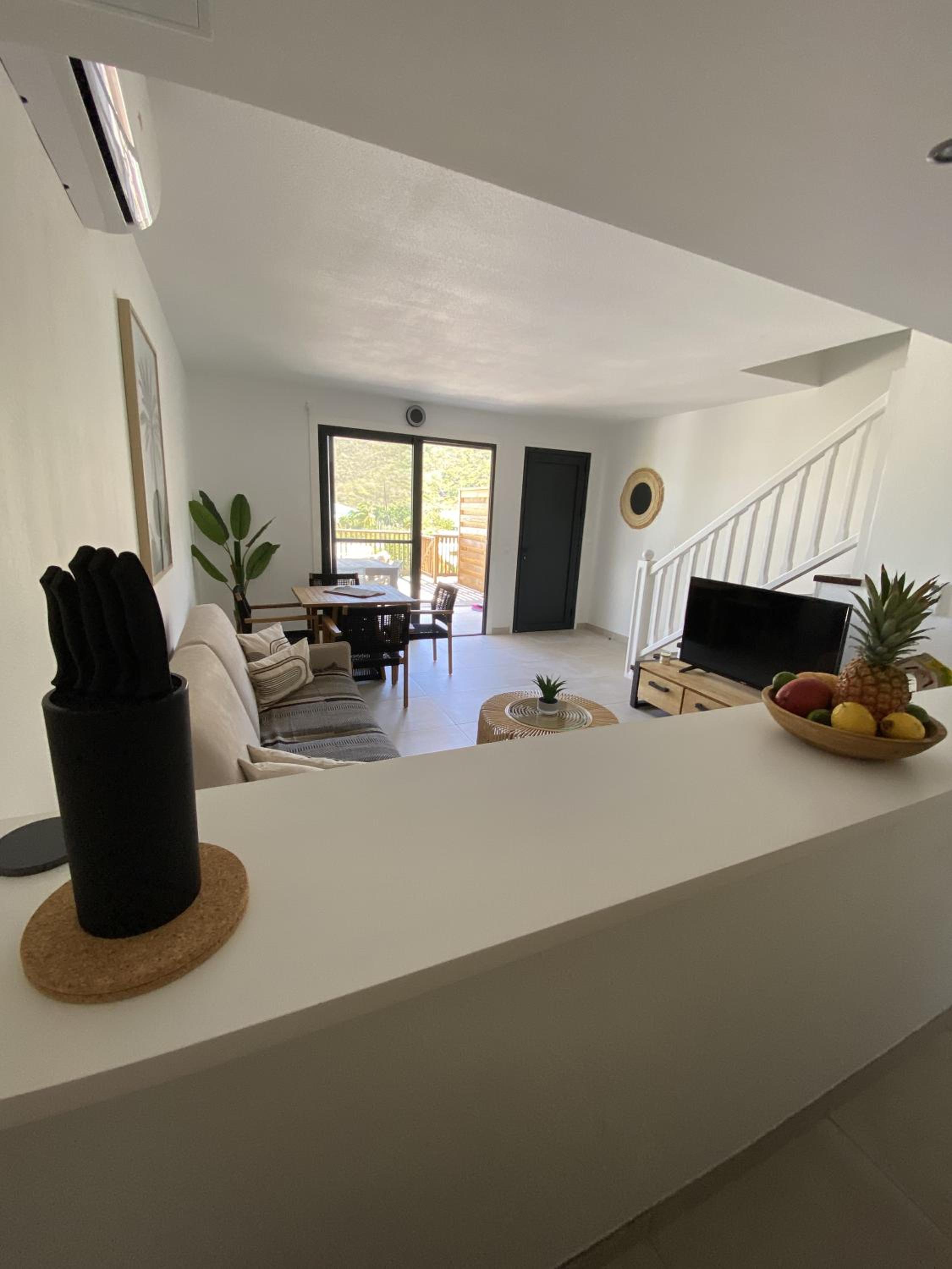 Cottage Cosy Duplex Anse Marcel, Vue mer et marina
