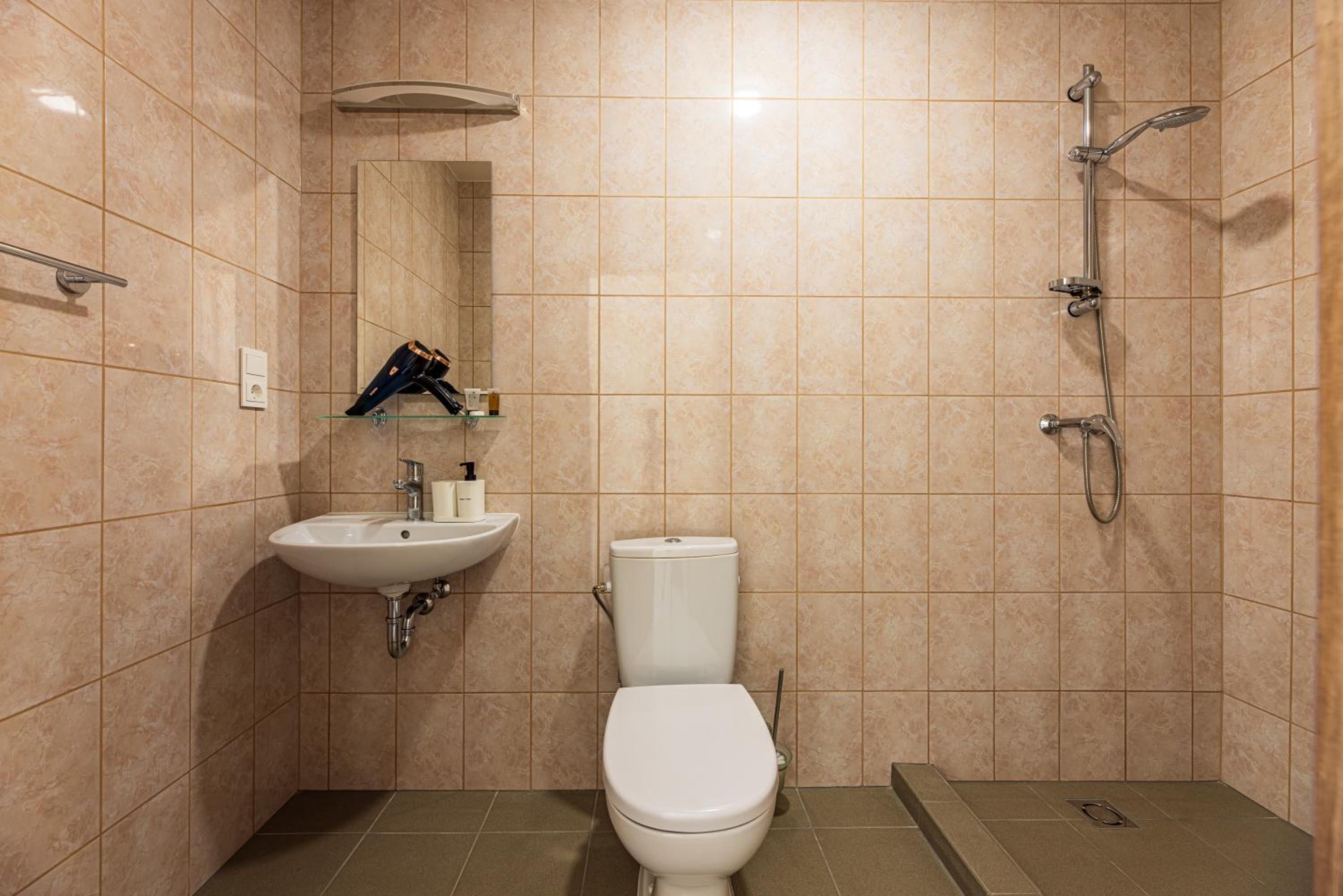 Photo 20