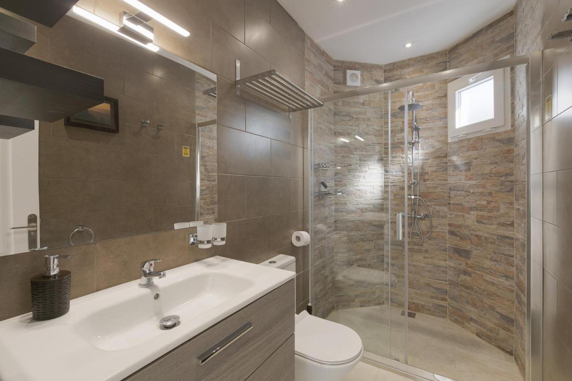 Stunning Apartment - Near Los Cristianos