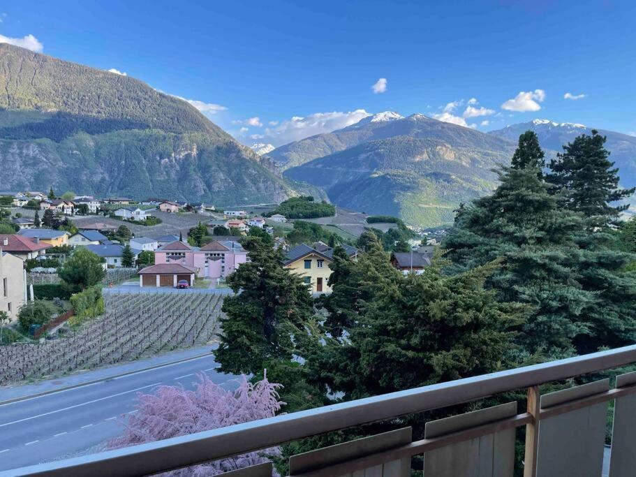 Besso Miège Spacieux, situation idéale pour visiter le Valais