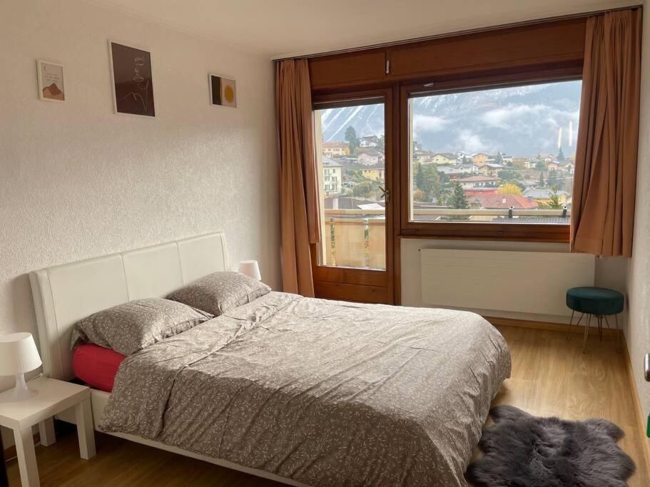 Besso Miège Spacieux, situation idéale pour visiter le Valais
