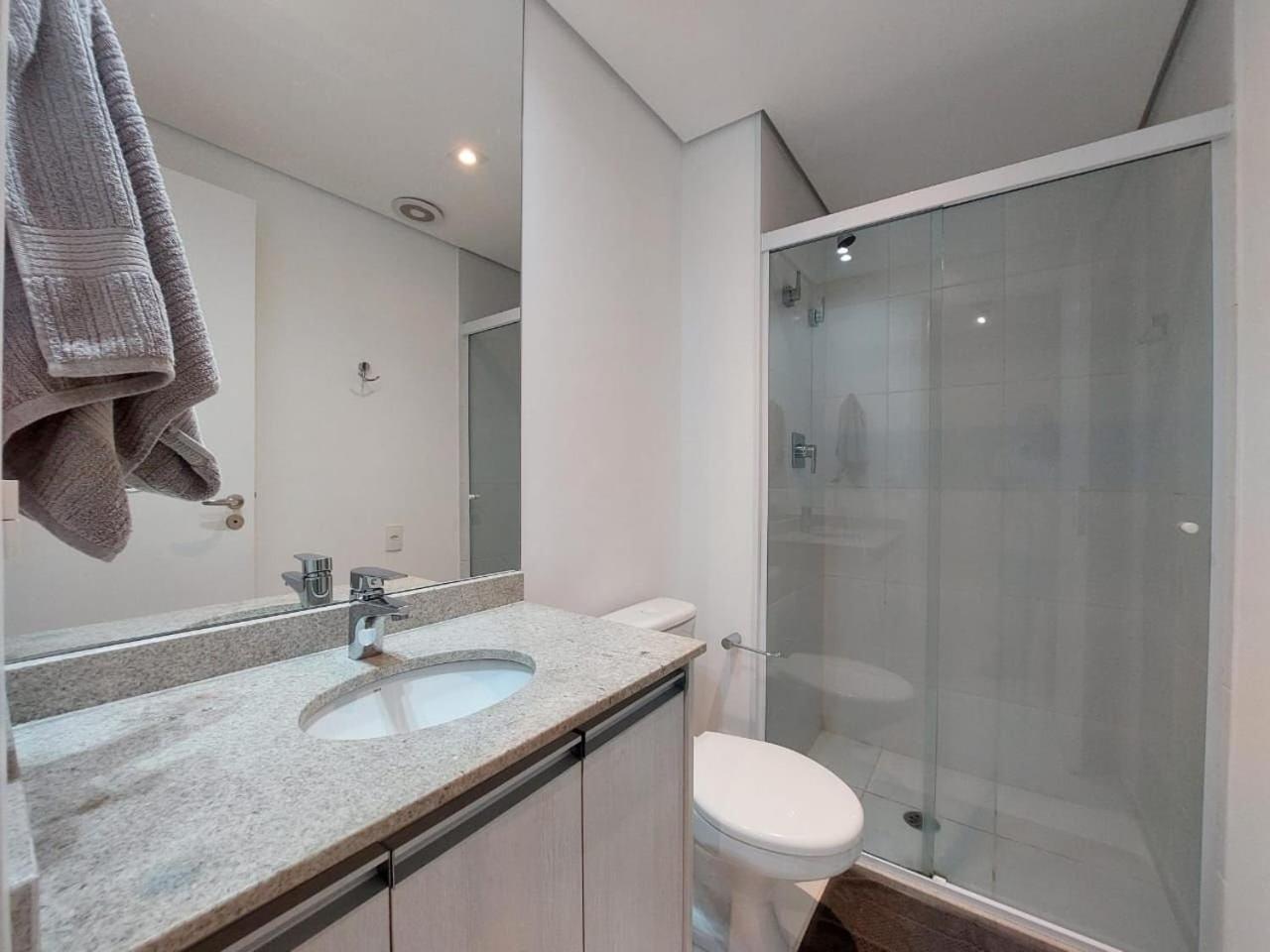 Studio novo junto a liberdade com garagem