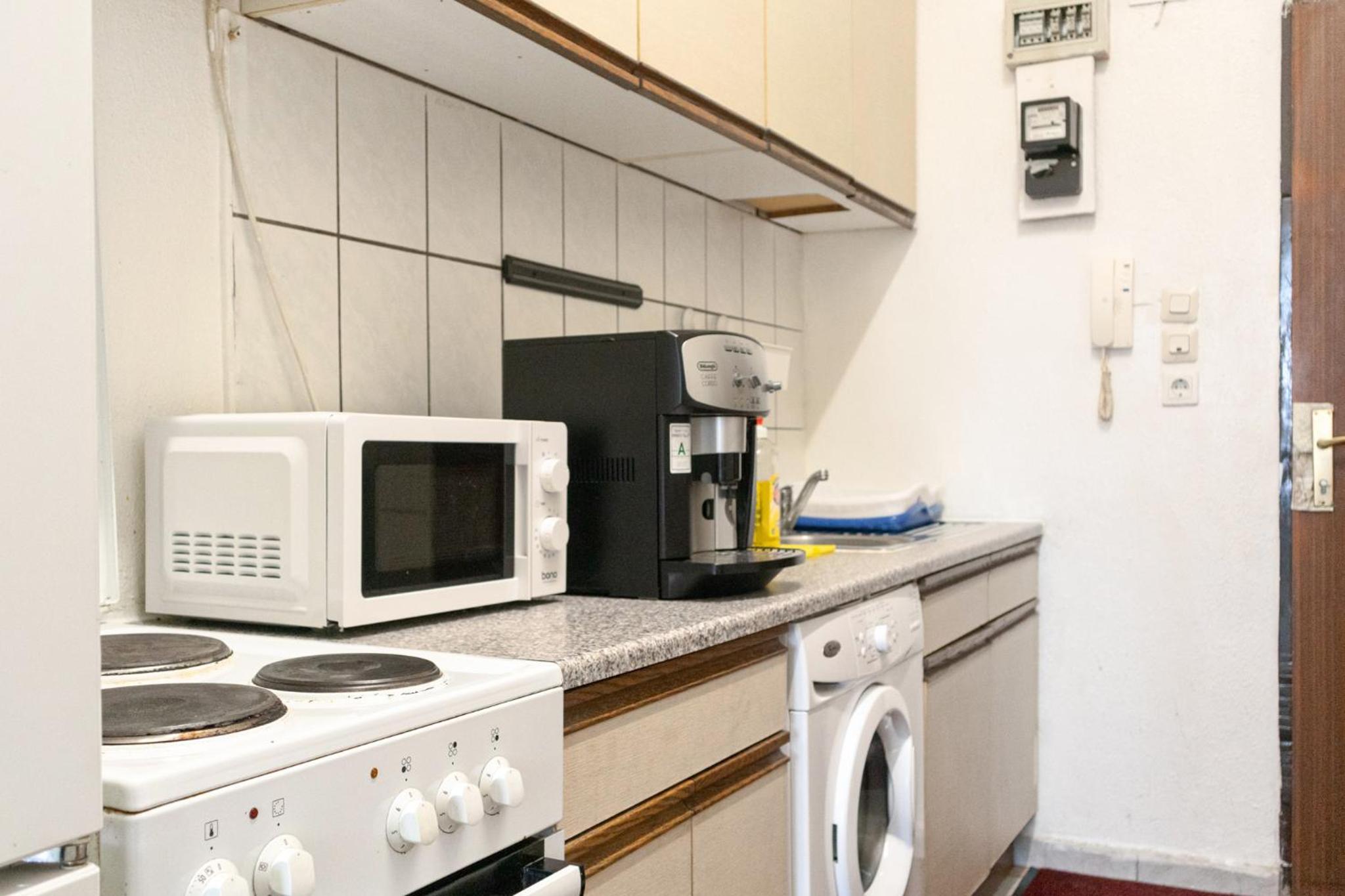 Homely Studio w/ Free Coffee near Millenium Tower