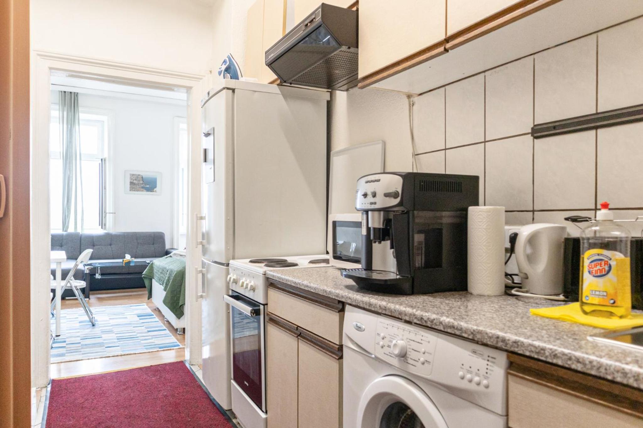 Homely Studio w/ Free Coffee near Millenium Tower