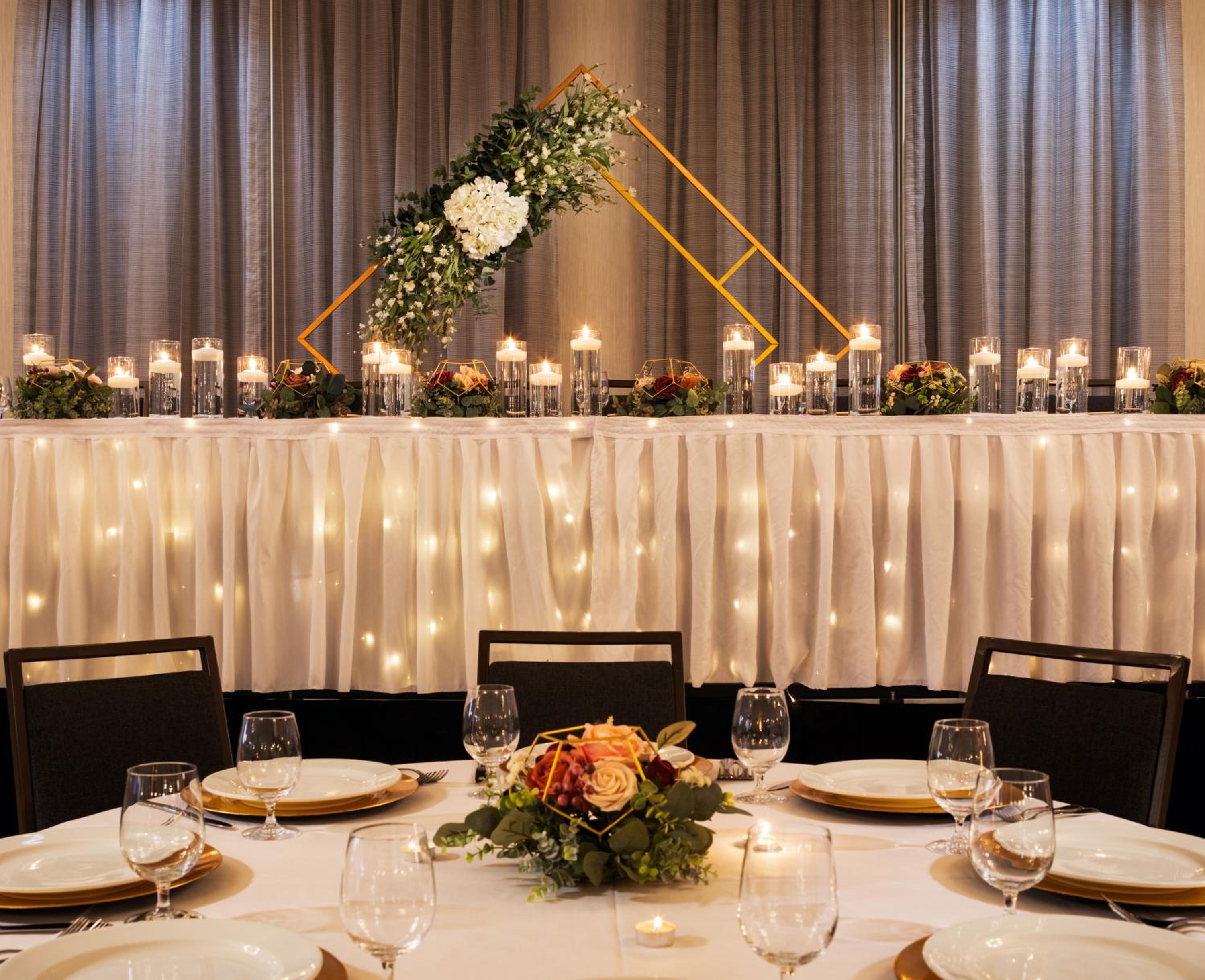 Courtyard Mankato Hotel & Event Center