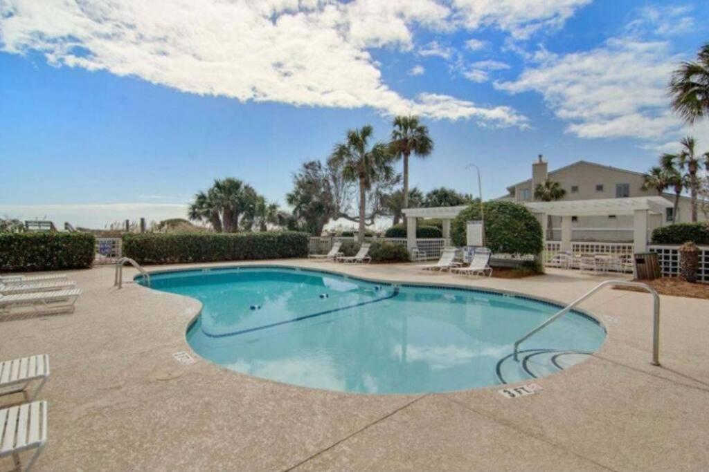 Beach Club Villa 32 - Newly Renovated! Direct Oceanfront view 5