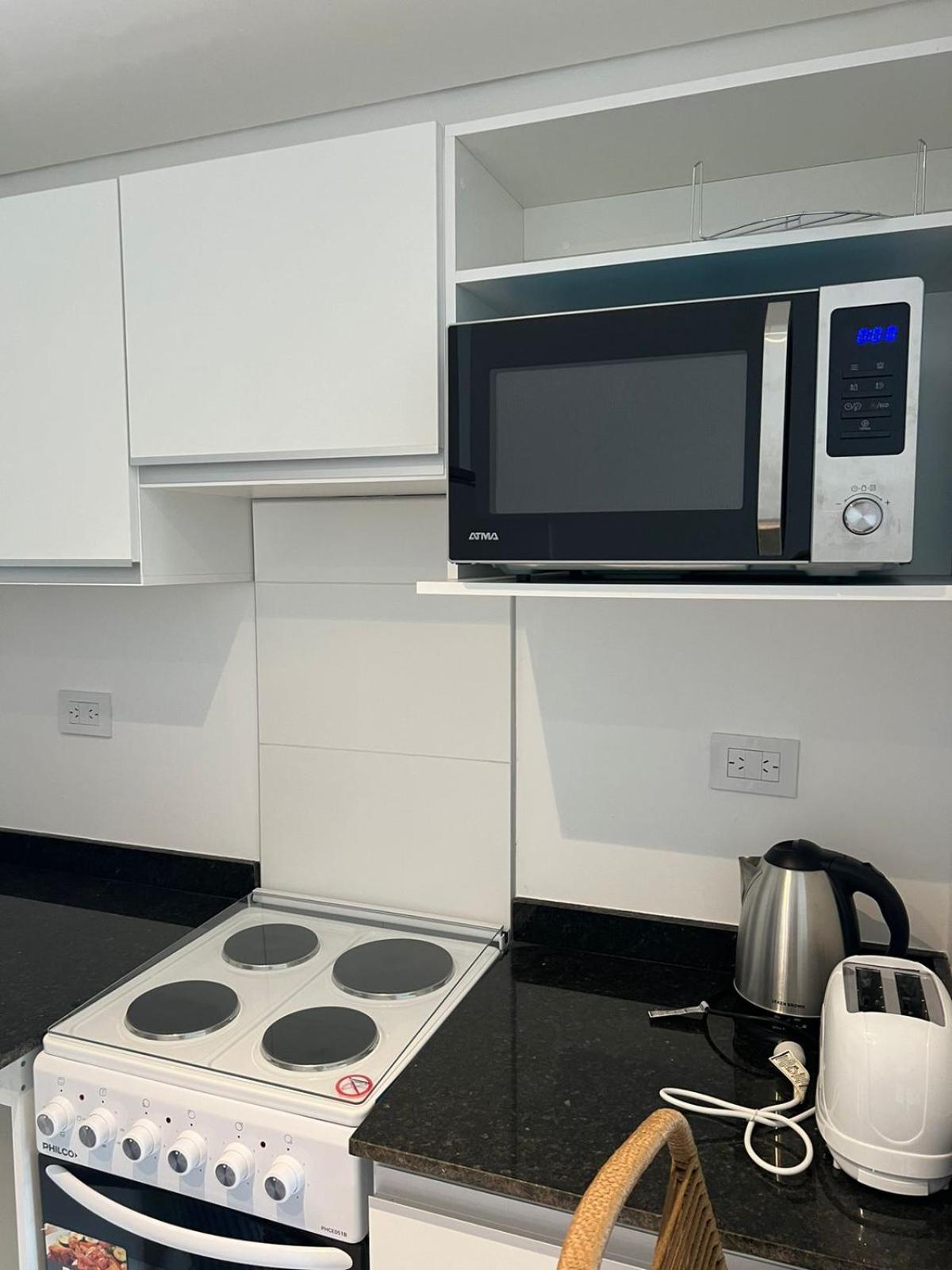 Departamento de UN dormitorio con parrilla privada!