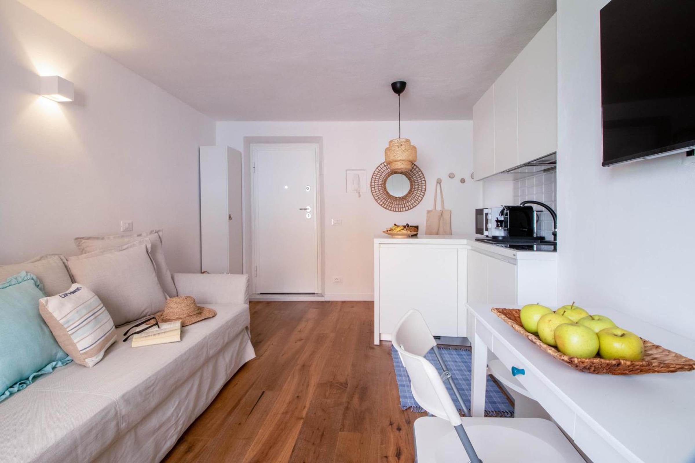 Casa Bianca by PortofinoHomes