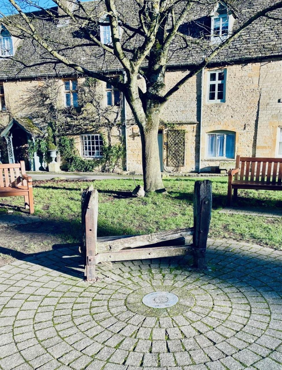 Arch Row Cottage - Stow on the Wold