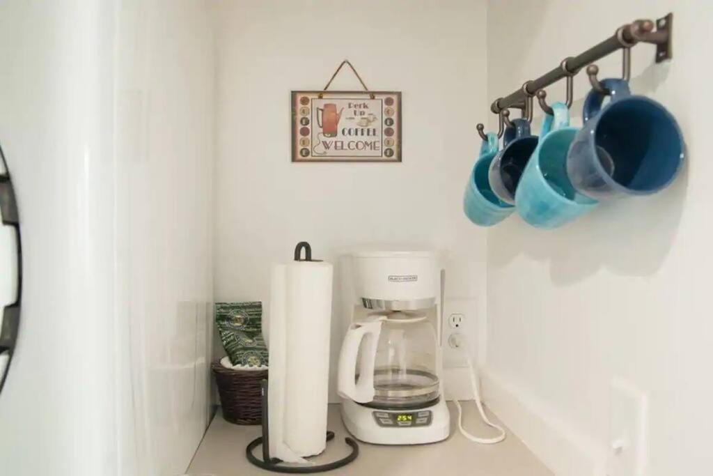 Port O' Call E303 - Sensational Oceanview! Top Floor!
