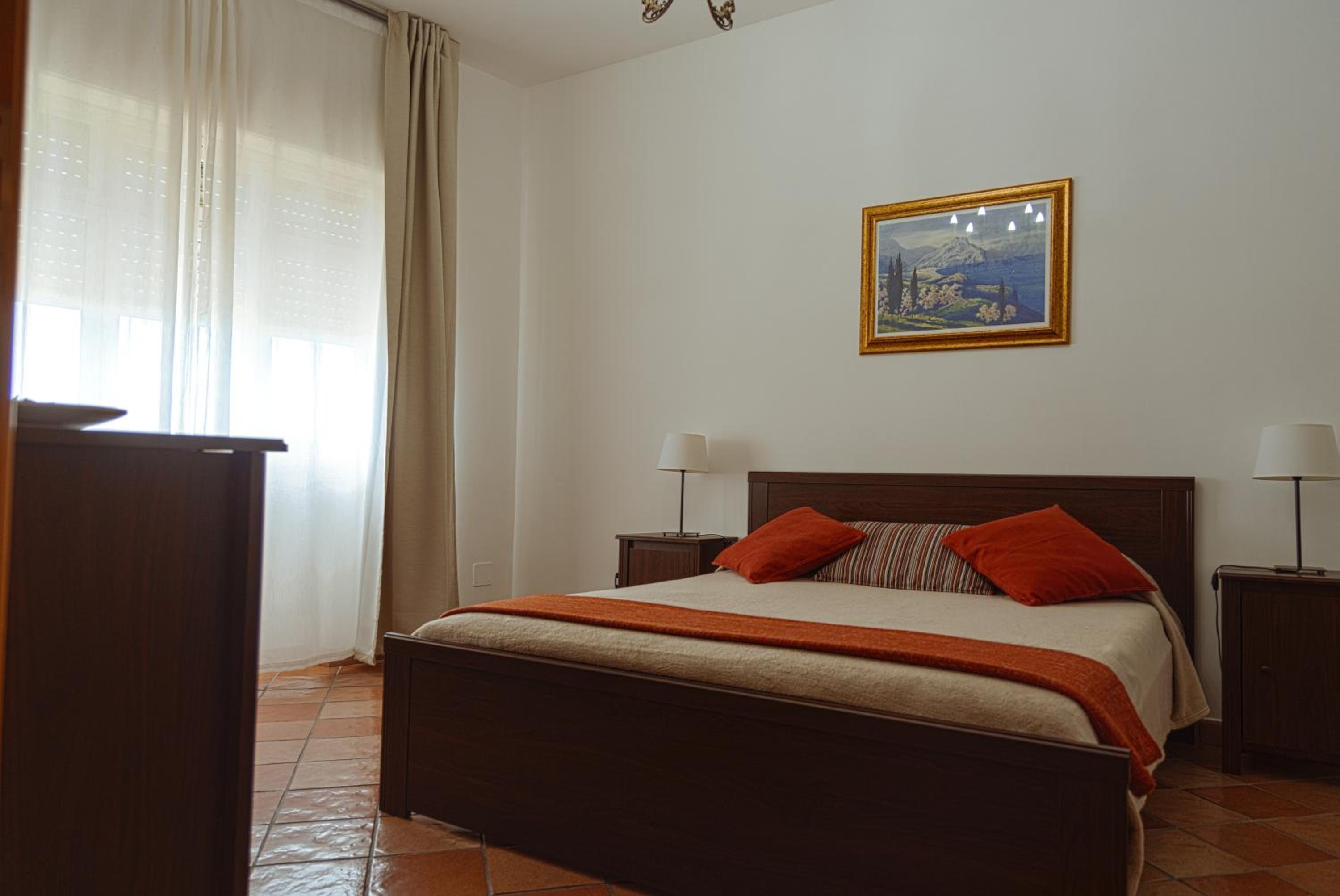 La Venere en Taormina — hotel room