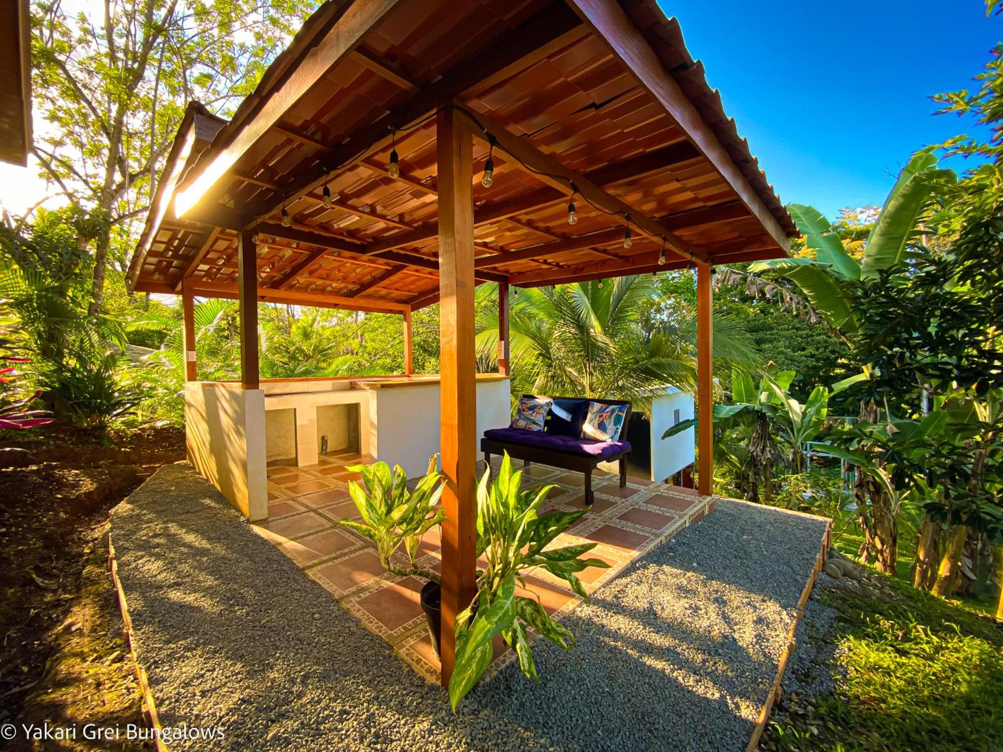 Bungalows Yakari Grei