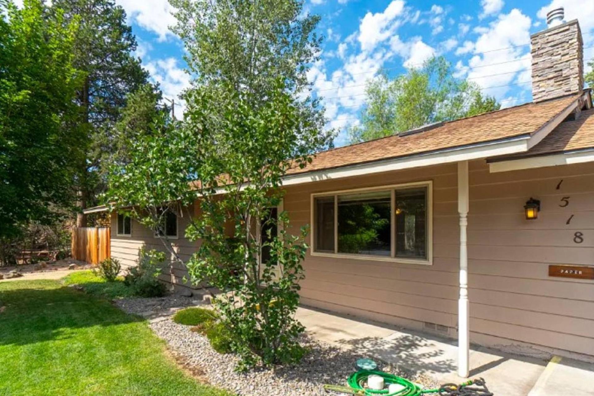 Bear Creek Retreat in Bend, US