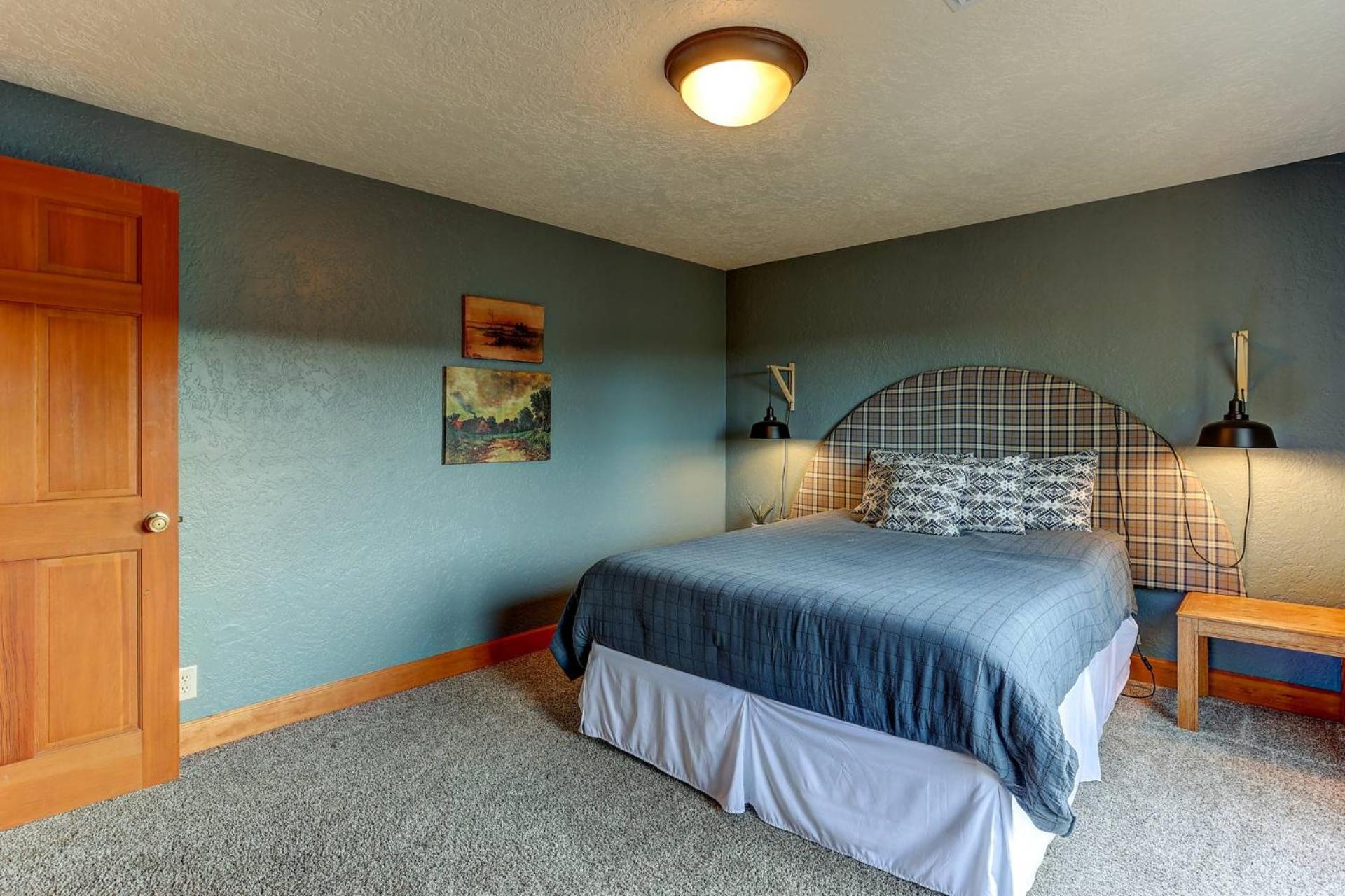 Redmond River Retreat